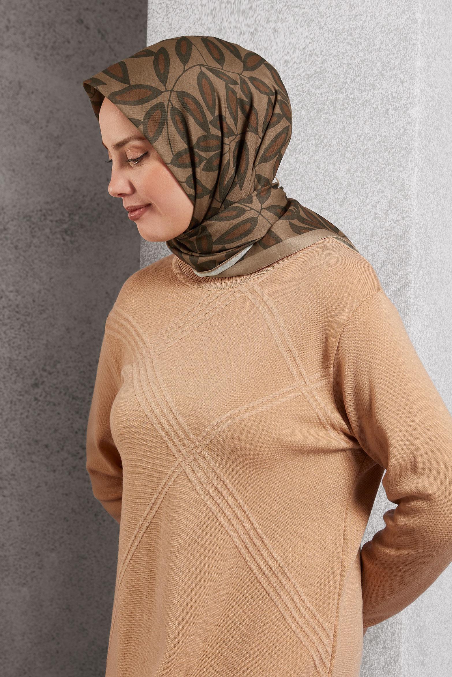 Tesettür giyim TABA ALVİNA DESENLİ EŞARP 8508