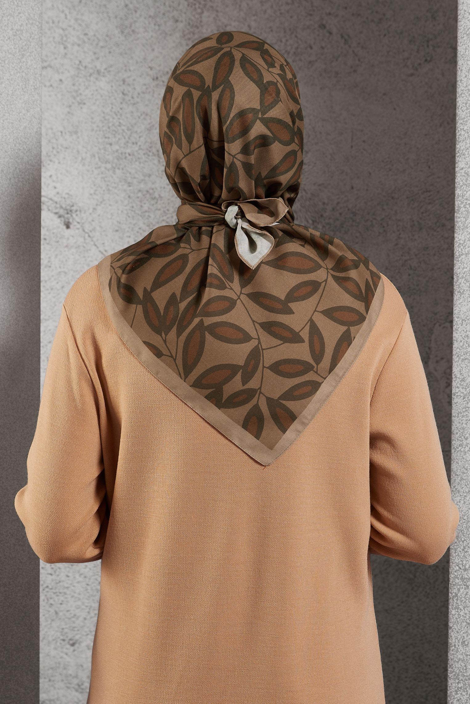 Tesettür giyim TABA ALVİNA DESENLİ EŞARP 8508