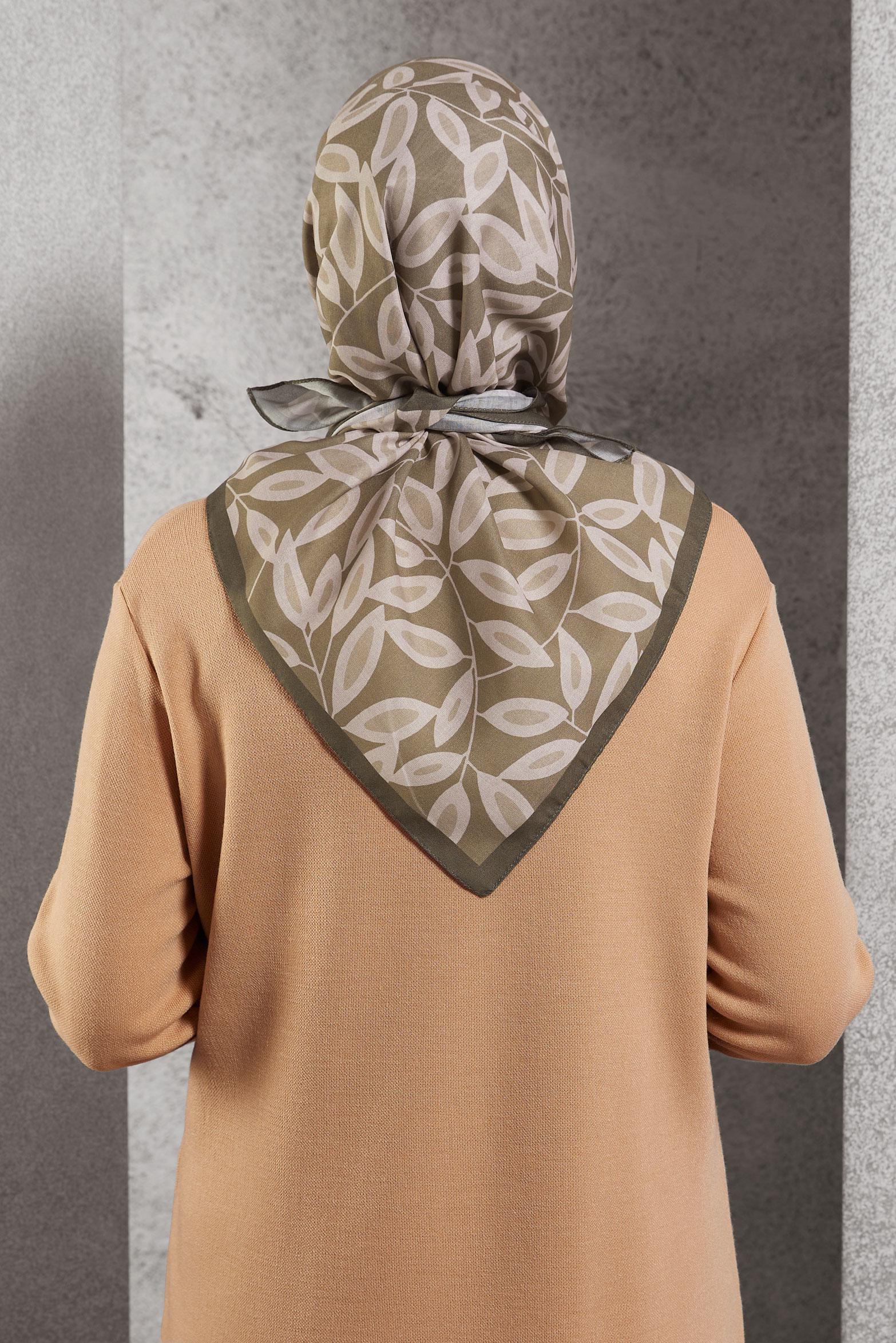 Tesettür giyim VİZON ALVİNA DESENLİ EŞARP 8508