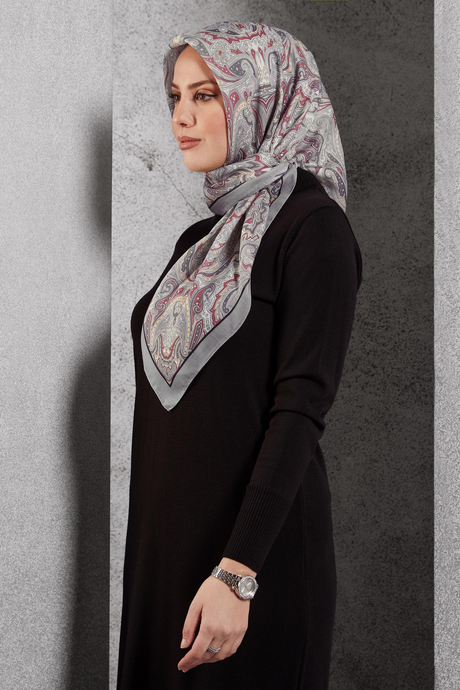 Tesettür giyim GRİ ALVİNA DESENLİ EŞARP 8515