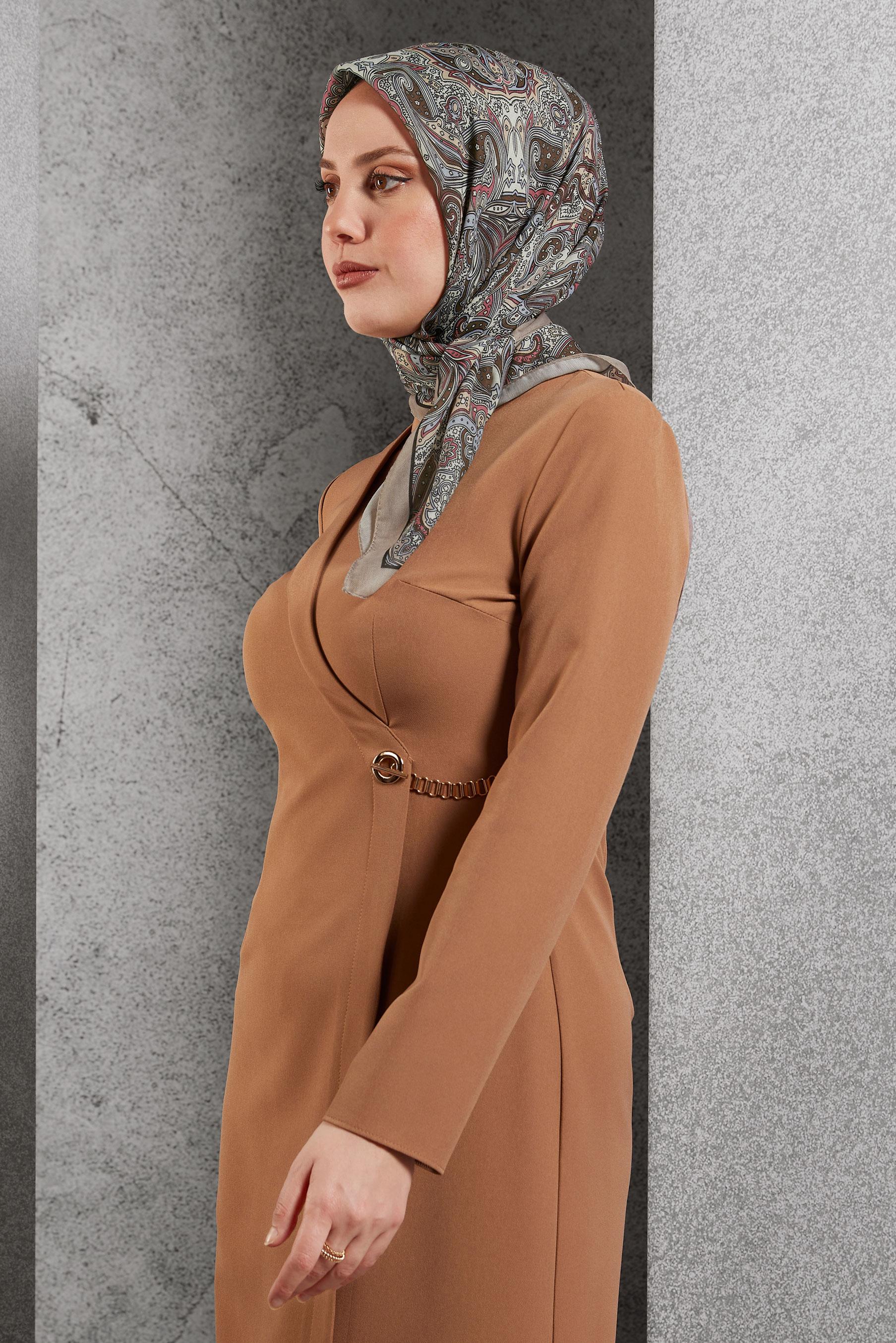 Tesettür giyim VİZON ALVİNA DESENLİ EŞARP 8515