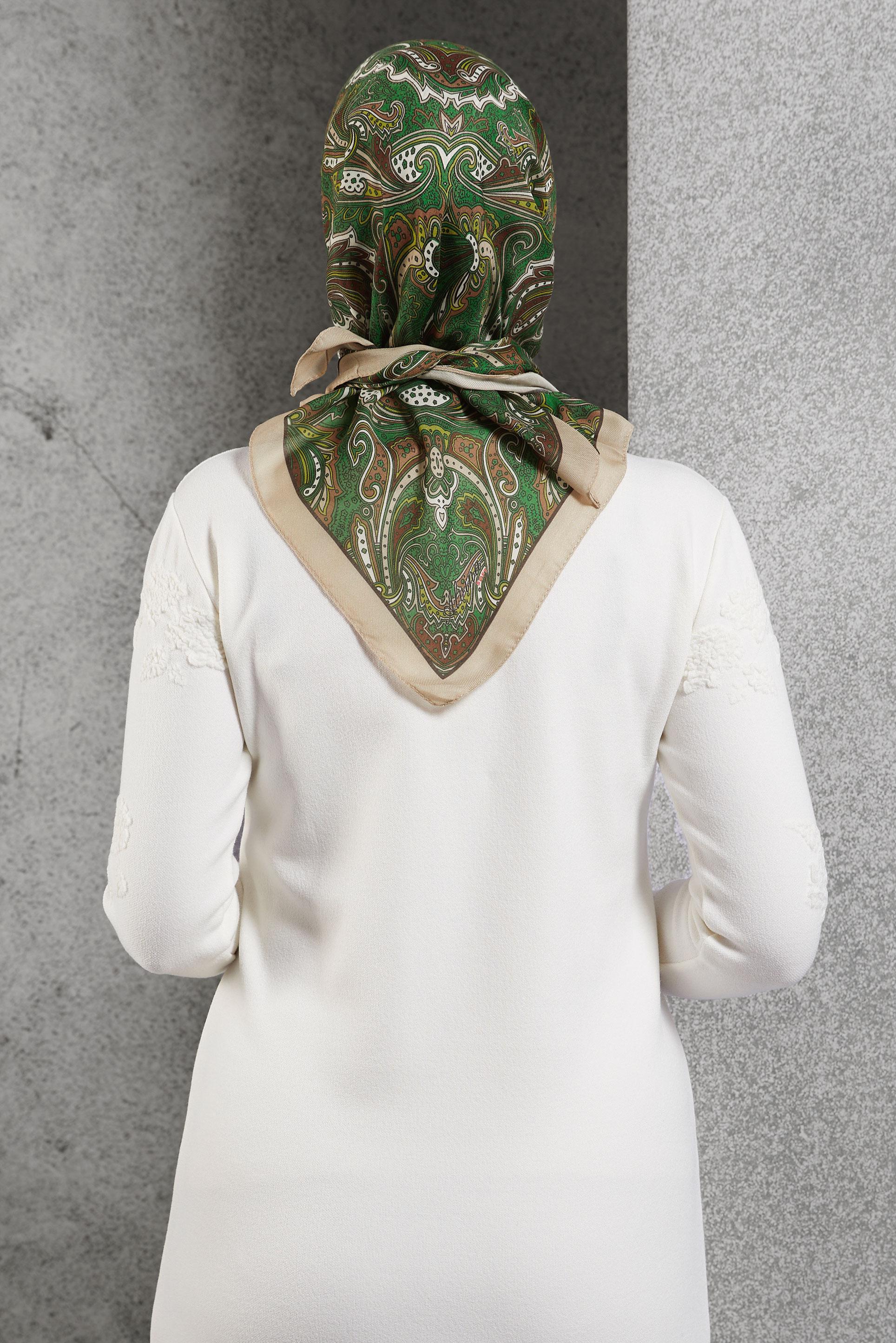 Tesettür giyim YEŞİL ALVİNA DESENLİ EŞARP 8515