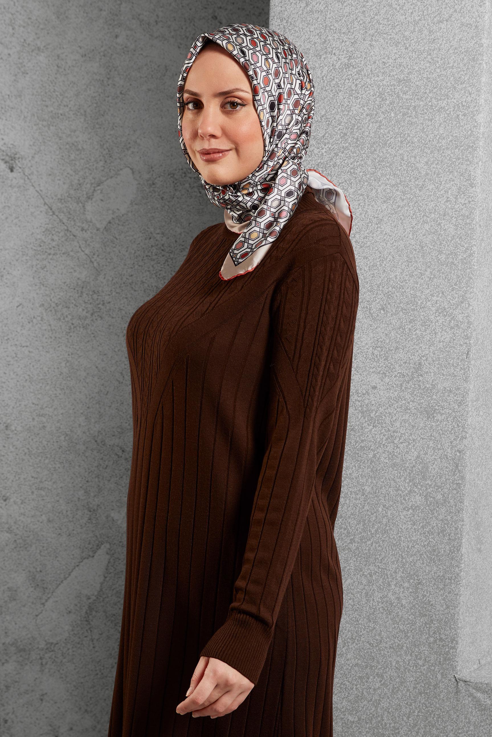 Hijab clothing RED ALVINA PATTERNED SCARF 8518