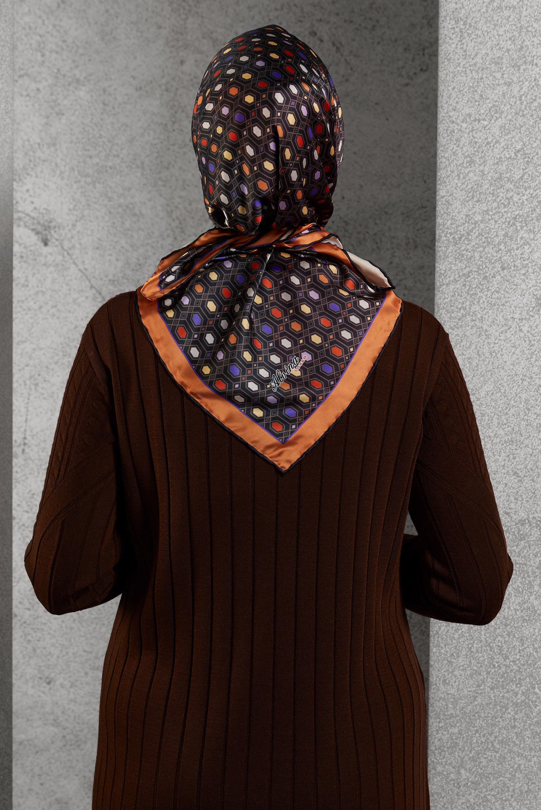 Tesettür giyim TABA ALVİNA DESENLİ EŞARP 8518