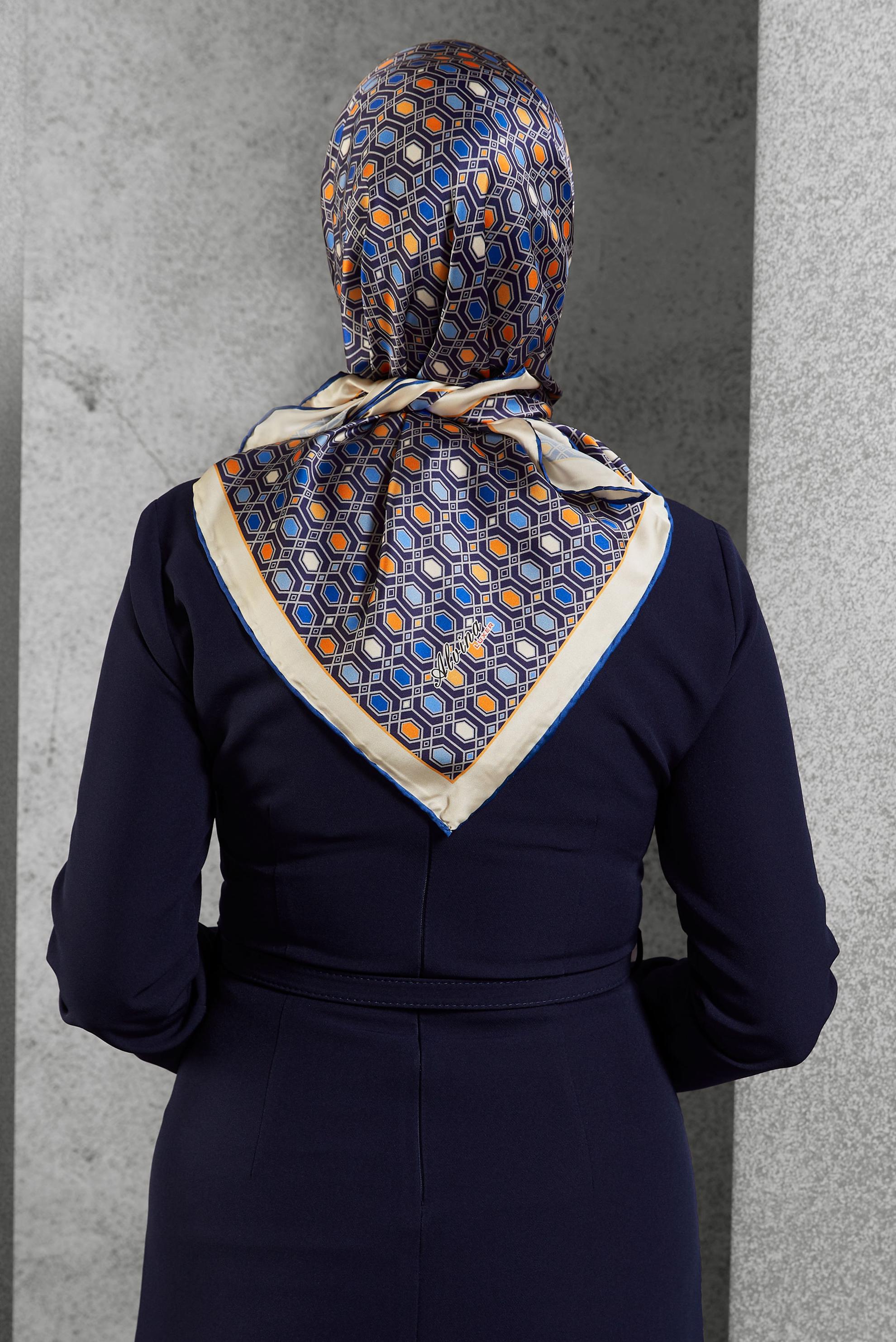 Tesettür giyim LACİVERT ALVİNA DESENLİ EŞARP 8518