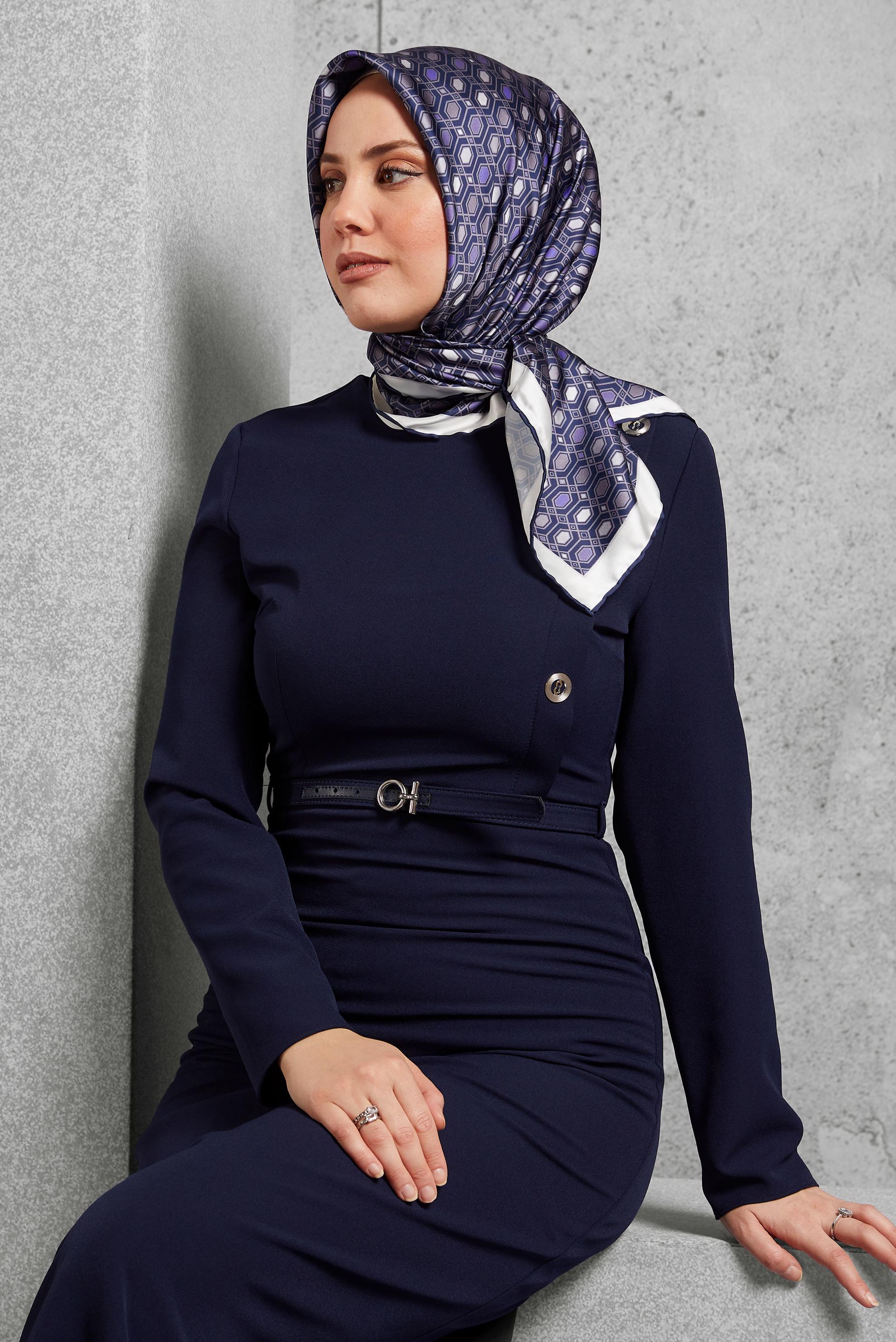 Tesettür giyim LACİVERT ALVİNA DESENLİ EŞARP 8518