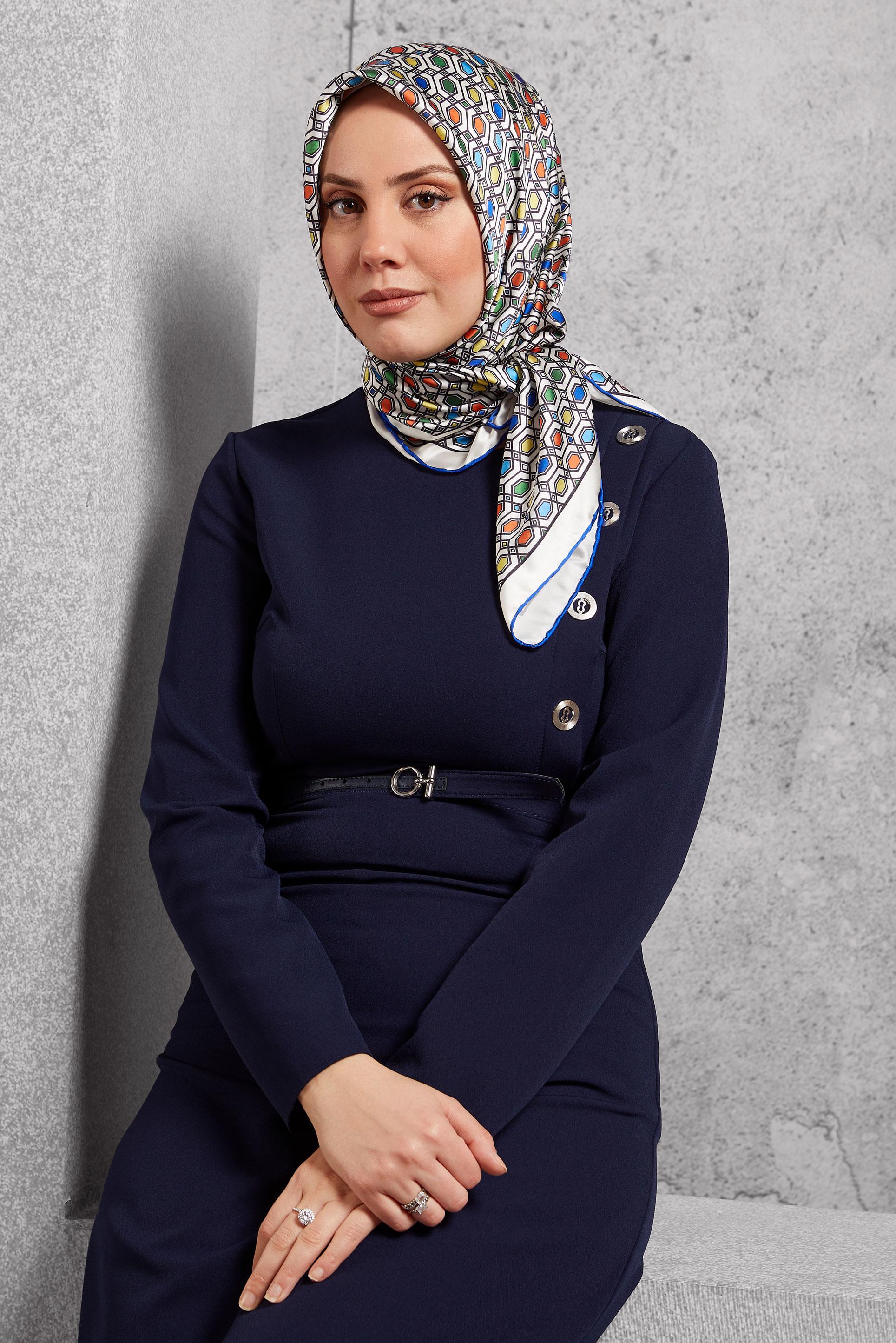 Tesettür giyim MAVİ ALVİNA DESENLİ EŞARP 8518