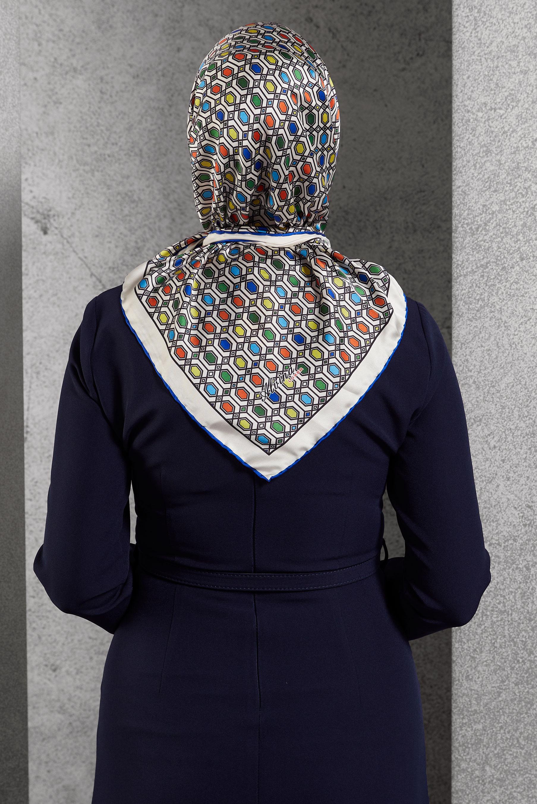 Tesettür giyim MAVİ ALVİNA DESENLİ EŞARP 8518