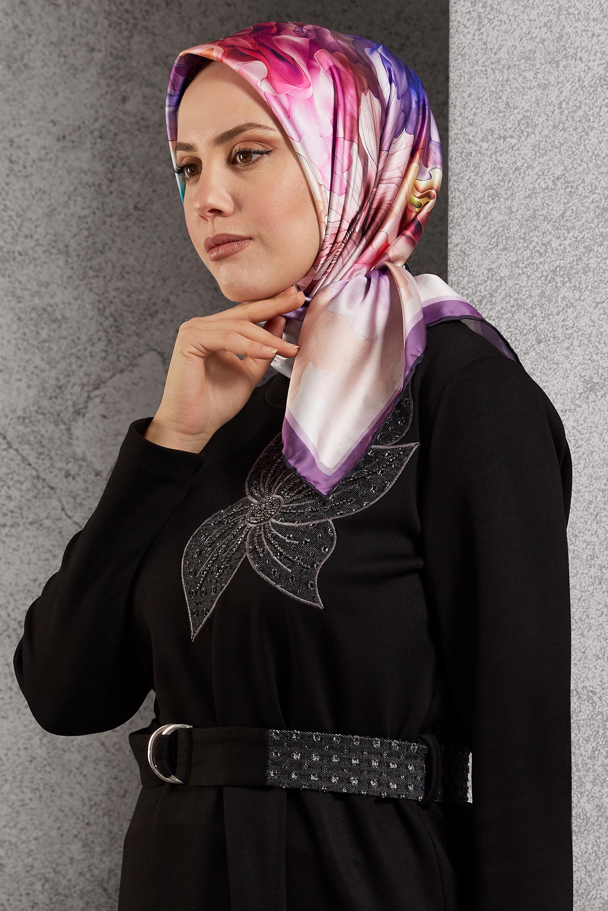 Tesettür giyim MOR ALVİNA DESENLİ EŞARP 8519