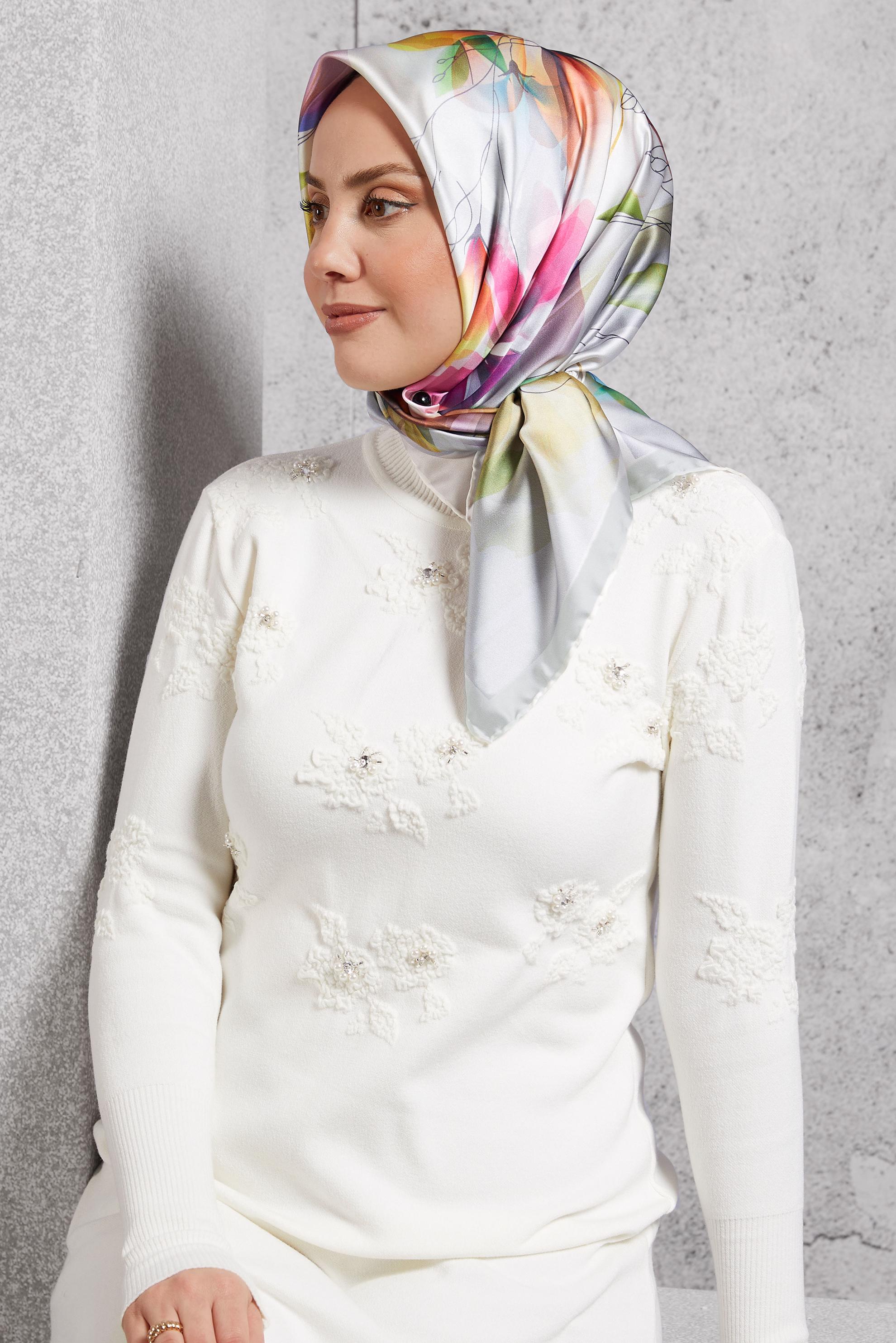 Tesettür giyim GÜMÜŞ ALVİNA DESENLİ EŞARP 8520