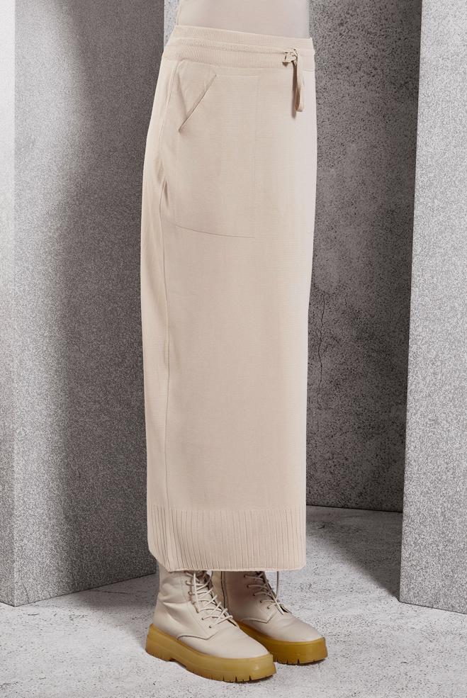 Tesettür giyim BEJ TRİKO ETEK 60612 - ALVİNA