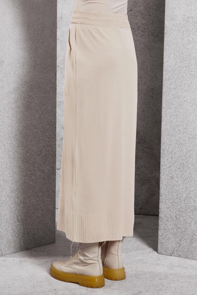 Tesettür giyim BEJ TRİKO ETEK 60612 - ALVİNA