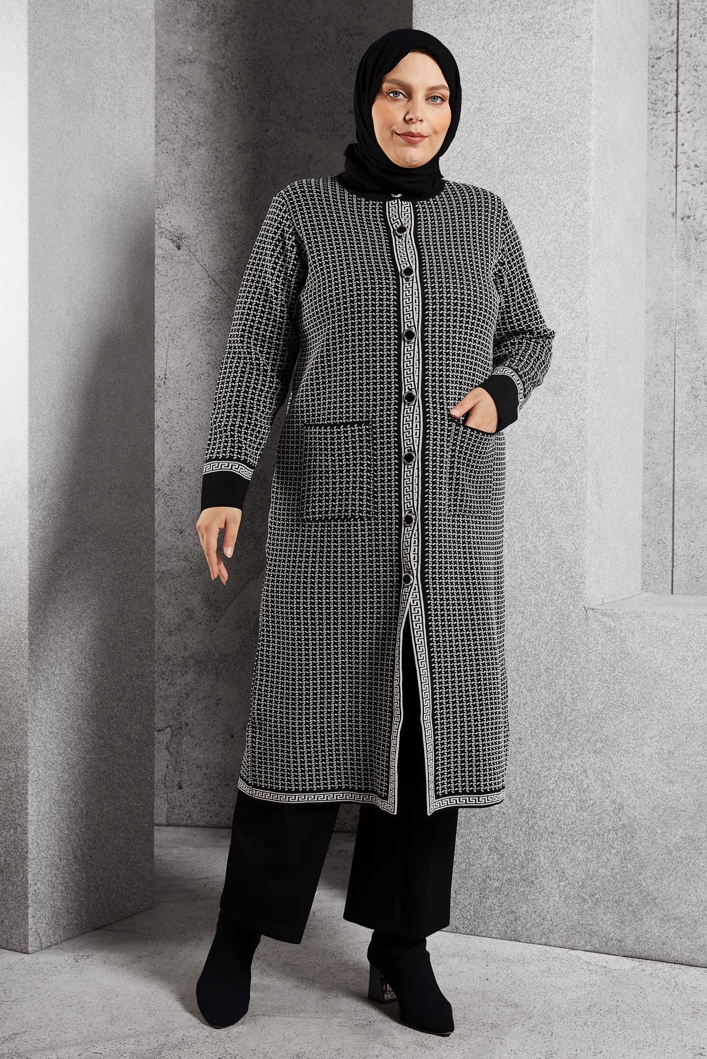 Tesettür giyim SİYAH DESENLİ TRİKO HIRKA 20605