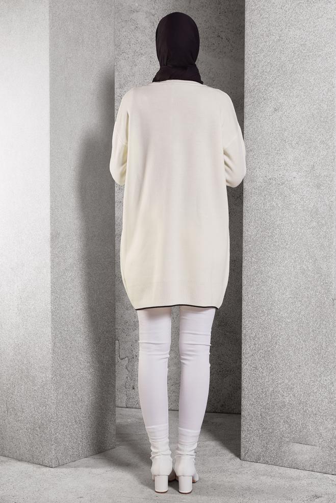 Tesettür giyim BEYAZ TRİKO HIRKA 44997 - ALVİNA