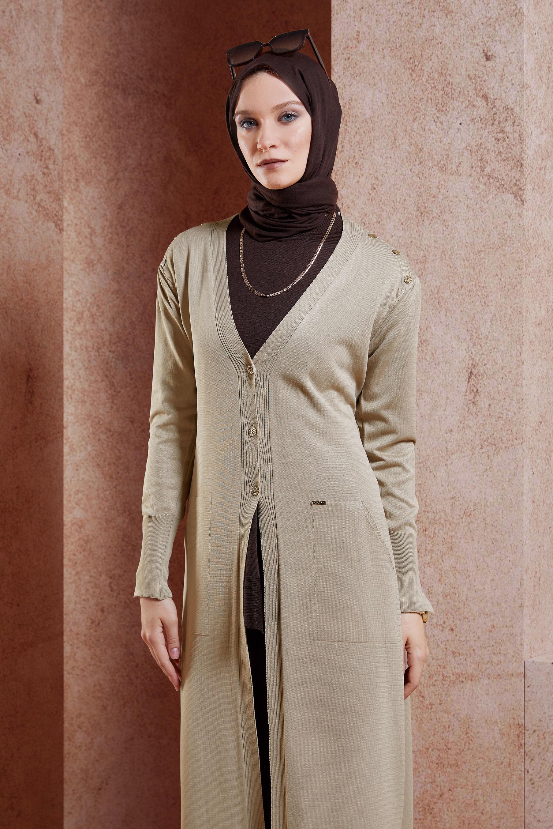Tesettür giyim BEJ KUŞAKLI TRİKO HIRKA 45001
