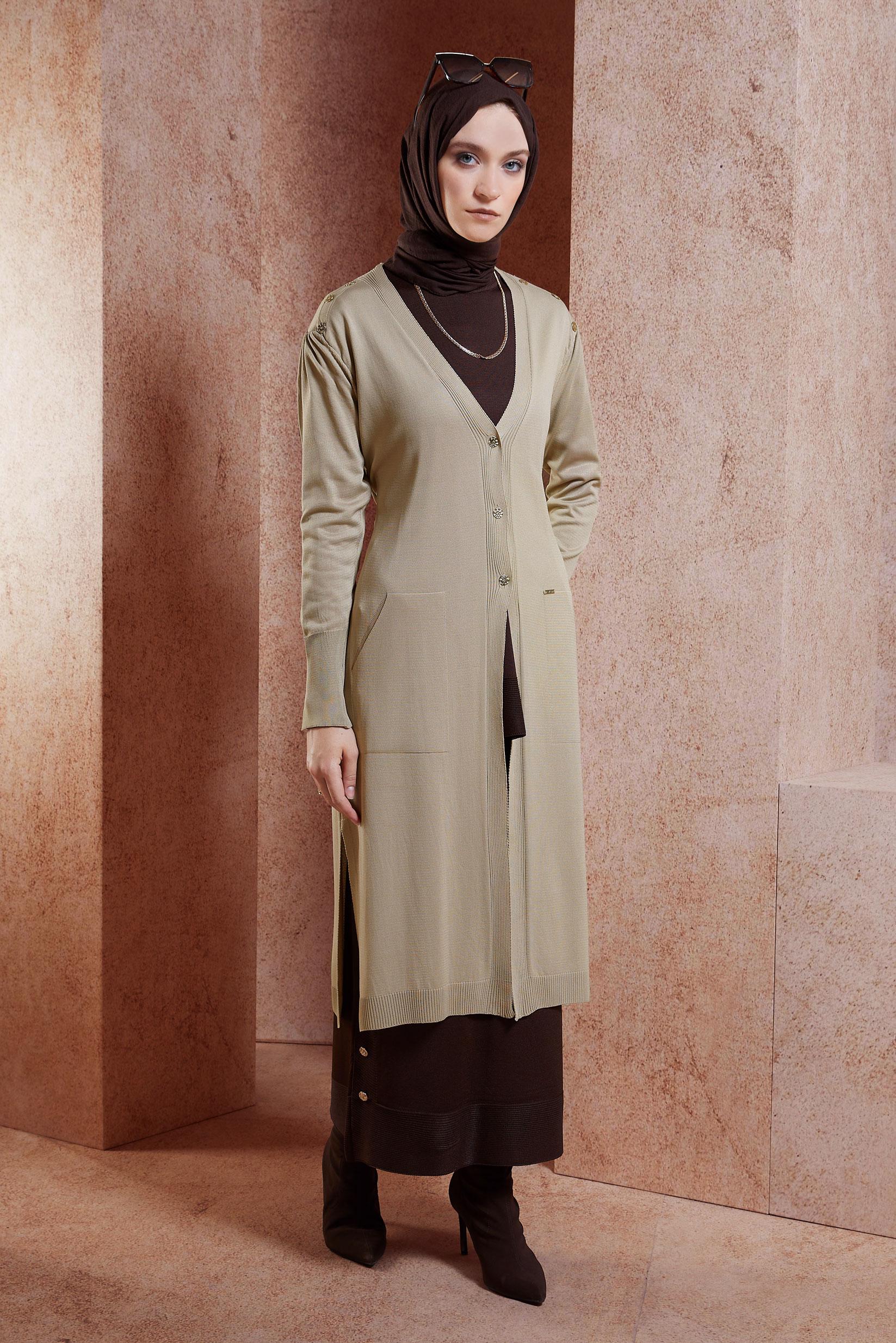 Tesettür giyim BEJ KUŞAKLI TRİKO HIRKA 45001