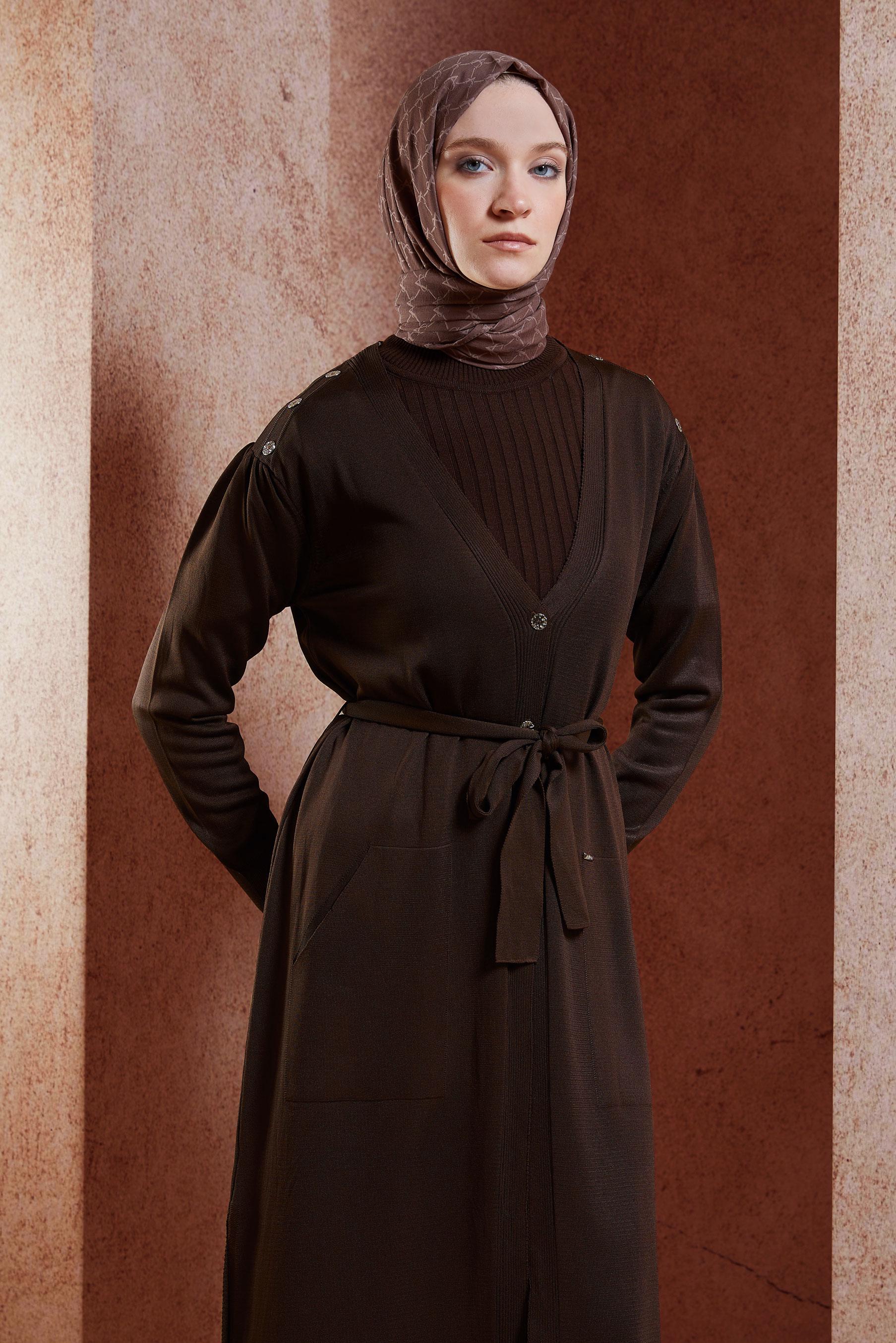 Vêtements hijab BRUN CARDIGAN EN MAILLE AVEC CEINTURE 45001
