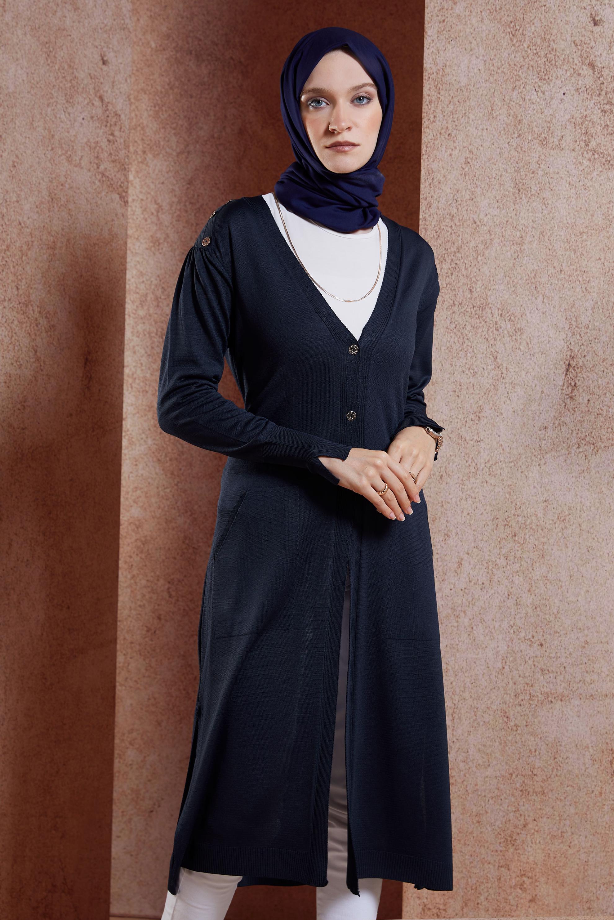 Vêtements hijab BLEU MARINE CARDIGAN EN MAILLE AVEC CEINTURE 45001
