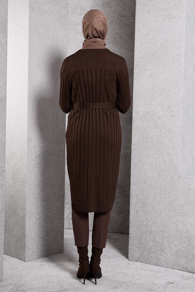 Vêtements hijab BRUN CARDIGAN EN MAILLE AVEC CEINTURE 45002 - ALVİNA