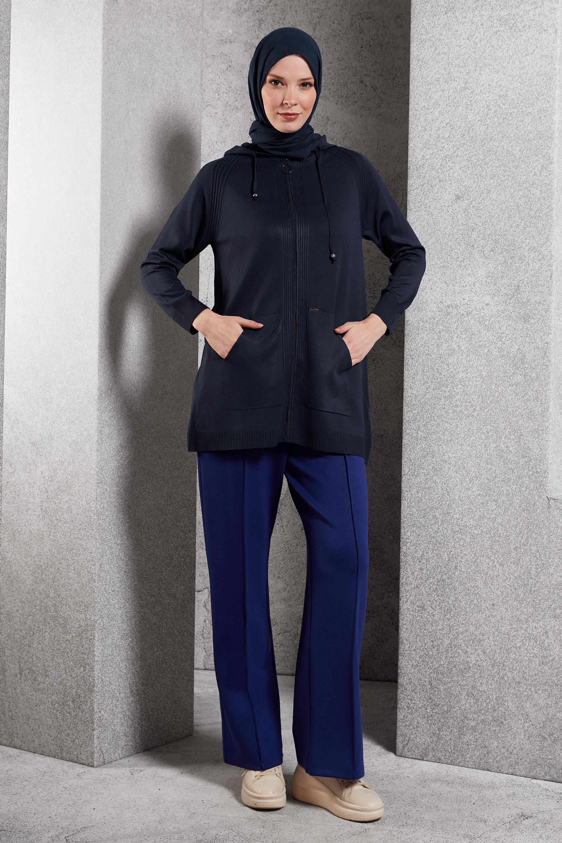 Tesettür giyim LACİVERT KAPÜŞONLU TRİKO HIRKA 45012