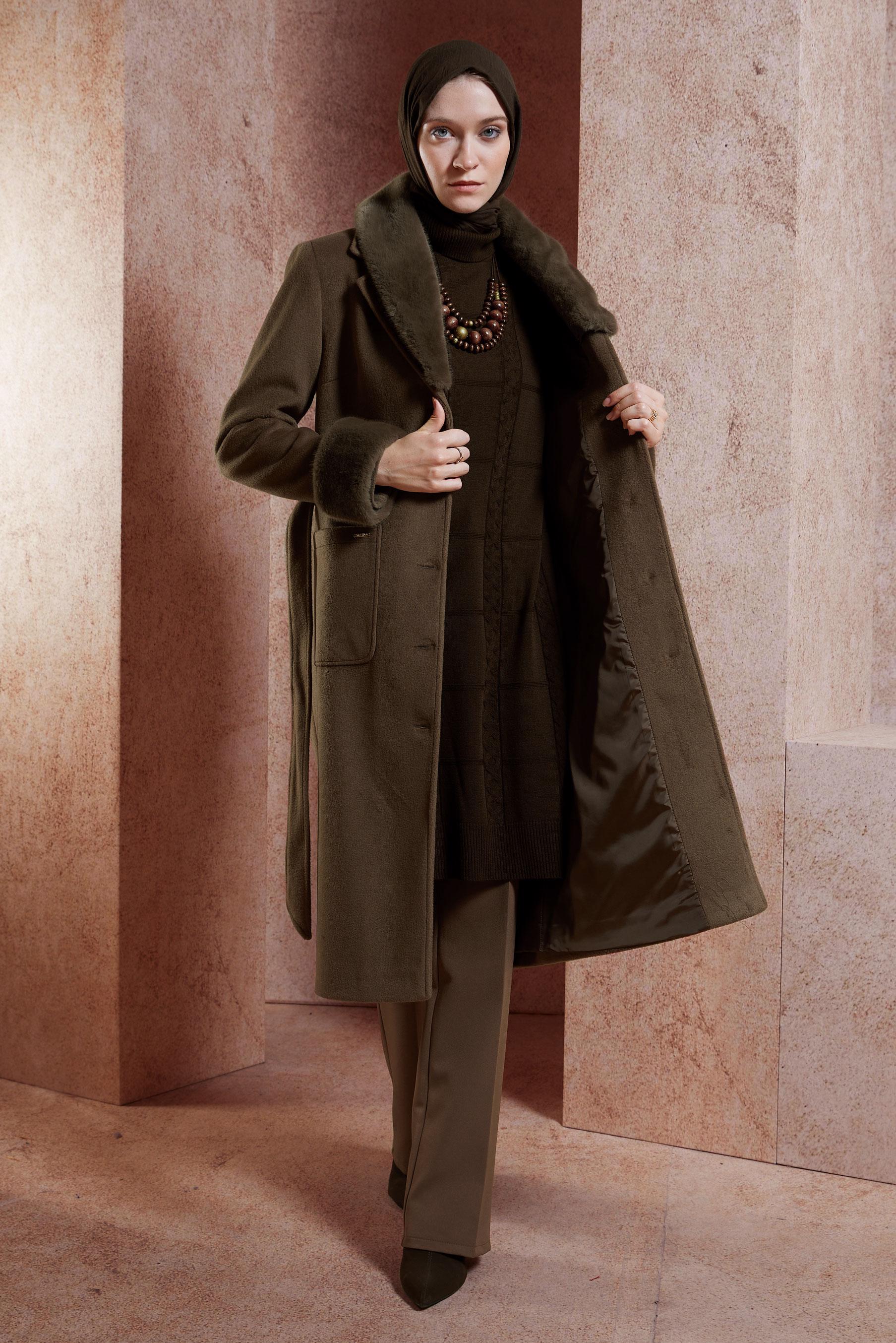 Tesettür giyim KAHVE KÜRK DETAYLI KUŞAKLI KABAN 90501