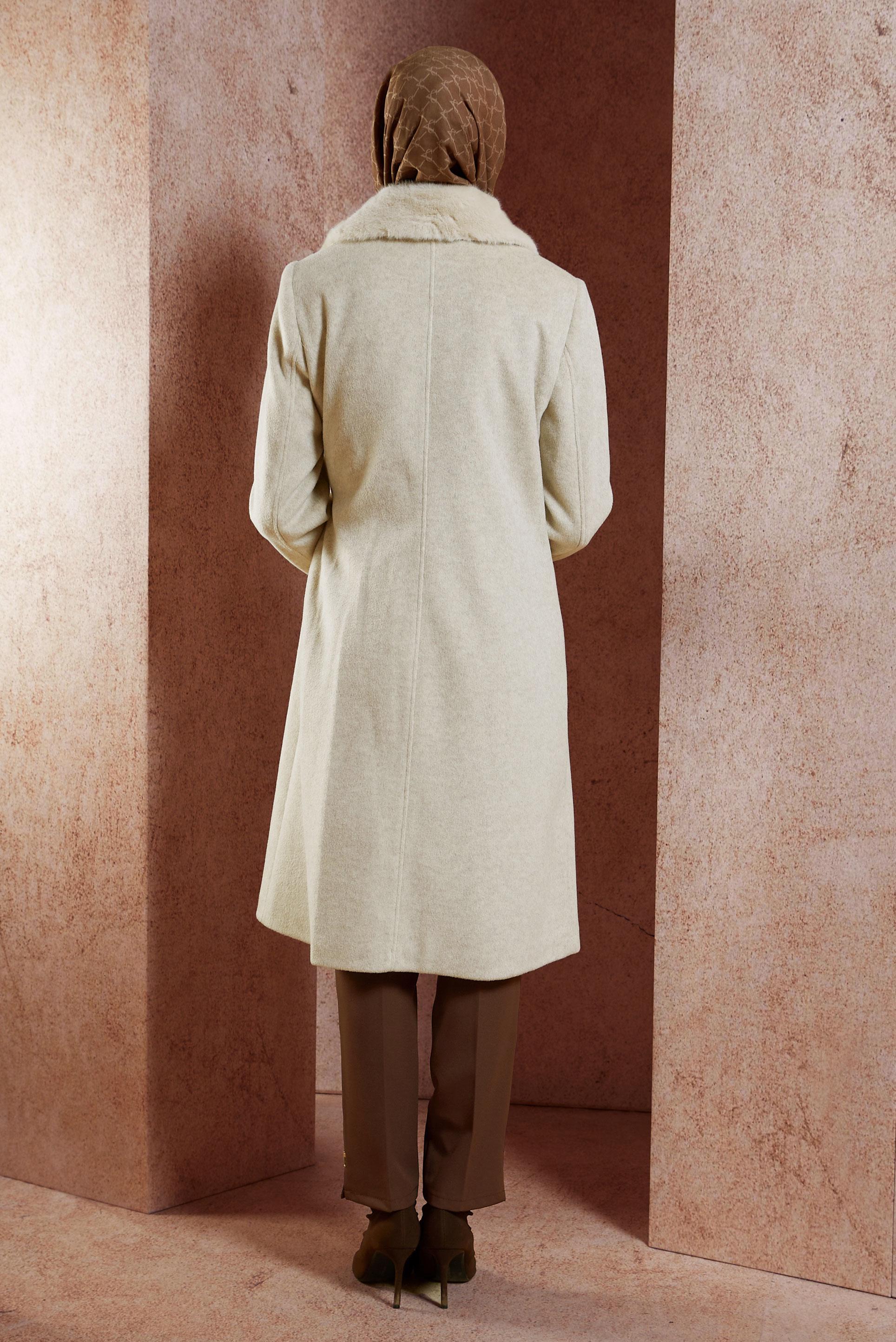 Tesettür giyim BEJ KUŞAKLI KABAN 90502