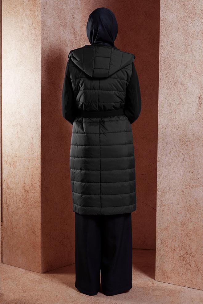 Tesettür giyim SİYAH KUŞAKLI KAPÜŞONLU KABAN 90509 - ALVİNA