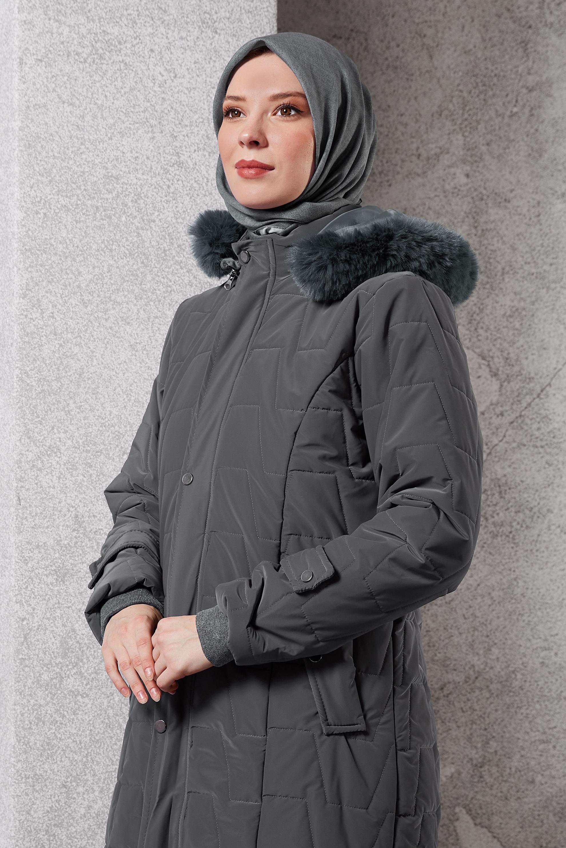 Tesettür giyim GRİ ÇIKARILABİLİR KAPÜŞONLU KABAN 90510
