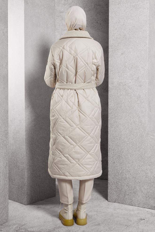 Tesettür giyim BEJ KUŞAKLI KABAN 90513 - ALVİNA