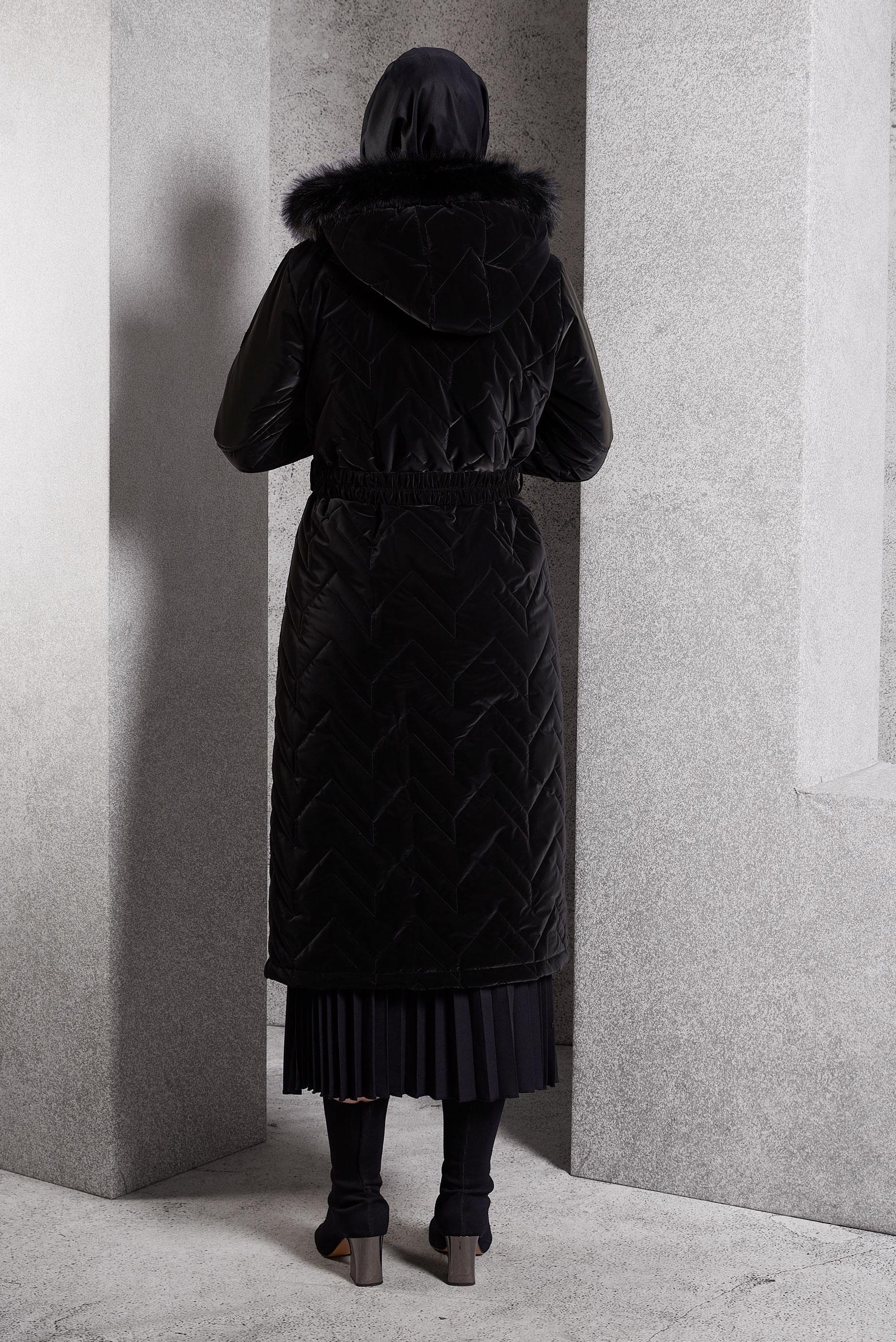 Tesettür giyim SİYAH KEMERLİ KABAN 90516