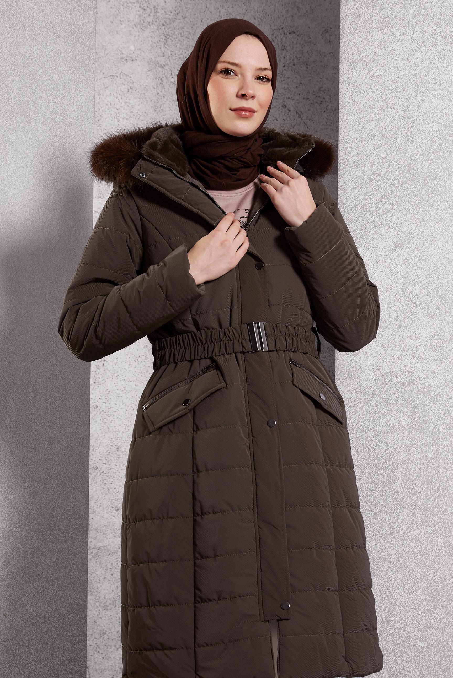 Tesettür giyim KAHVE KAPÜŞONLU KEMERLİ KABAN 90523