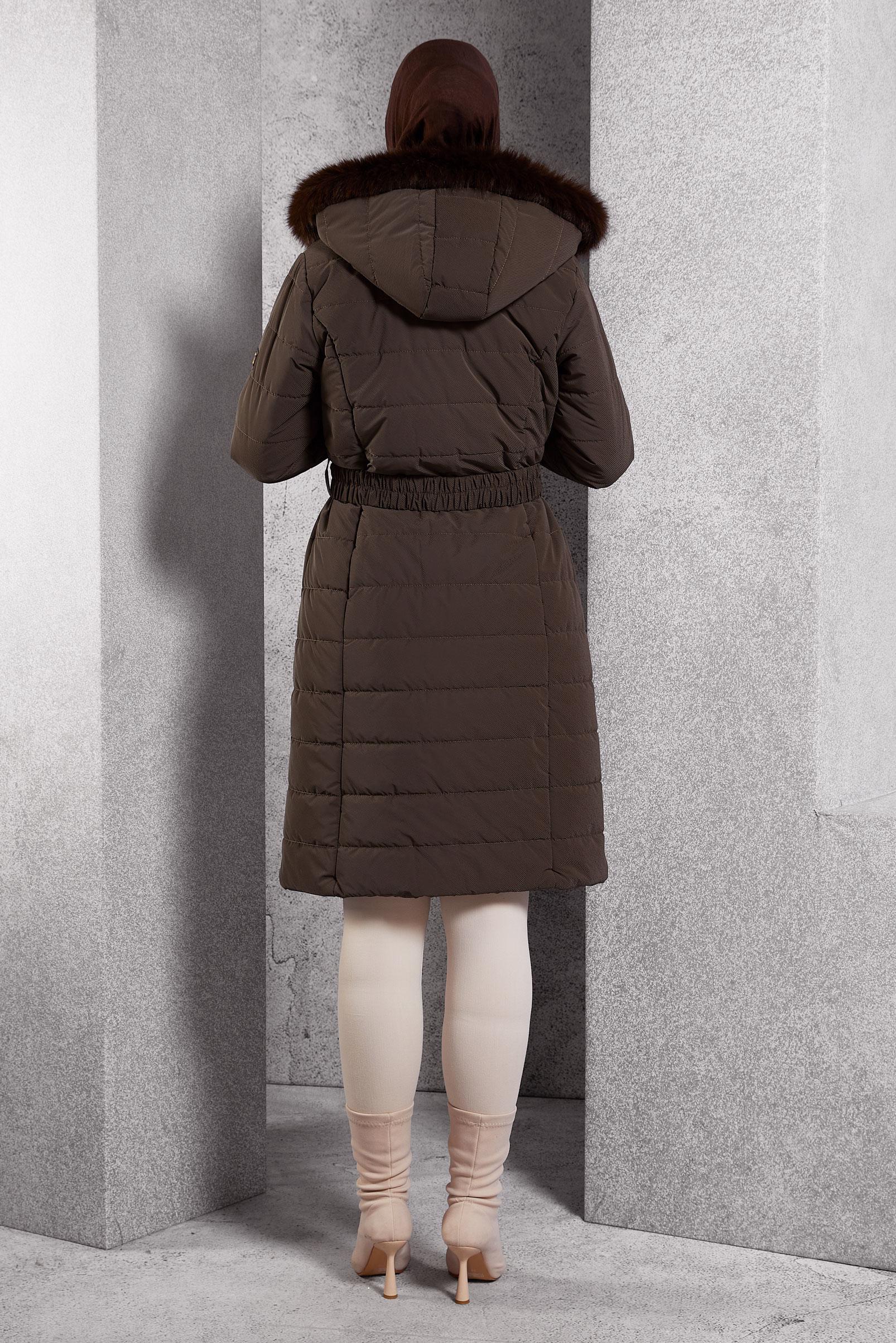 Tesettür giyim KAHVE KAPÜŞONLU KEMERLİ KABAN 90523