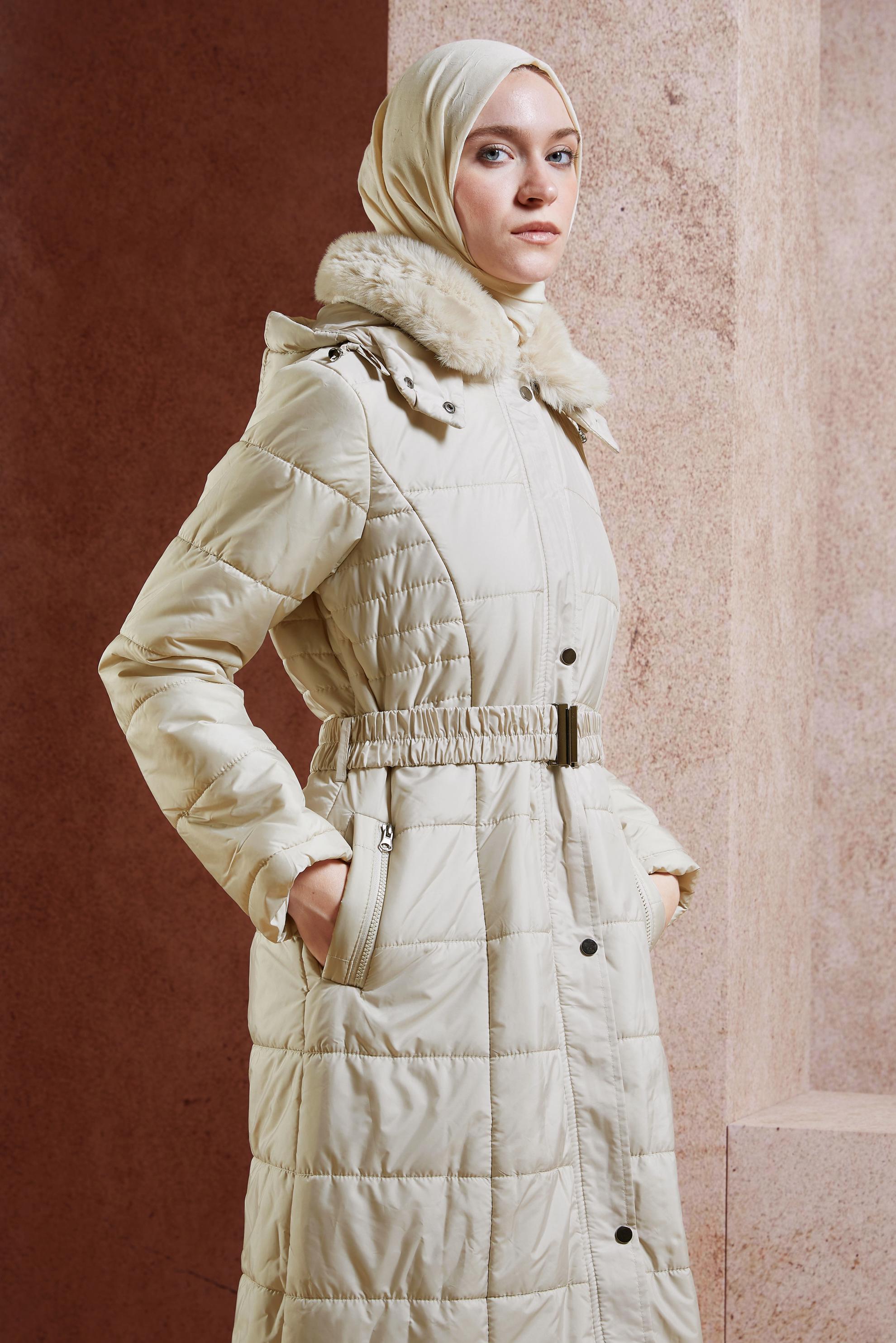 Vêtements hijab BEIGE MANTEAU À CAPUCHE 90524