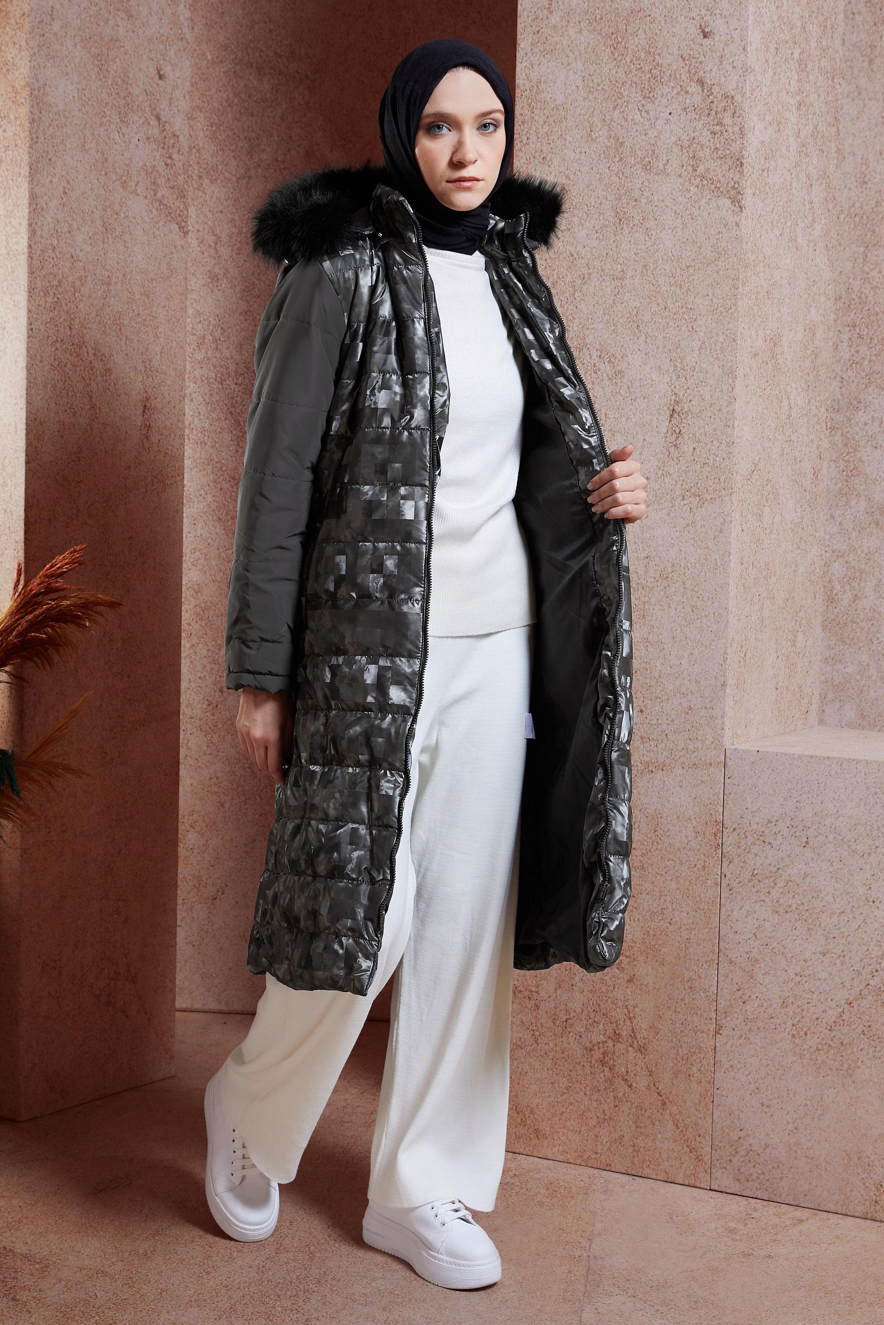 Tesettür giyim GRİ DESENLİ KEMERLİ KABAN 90525