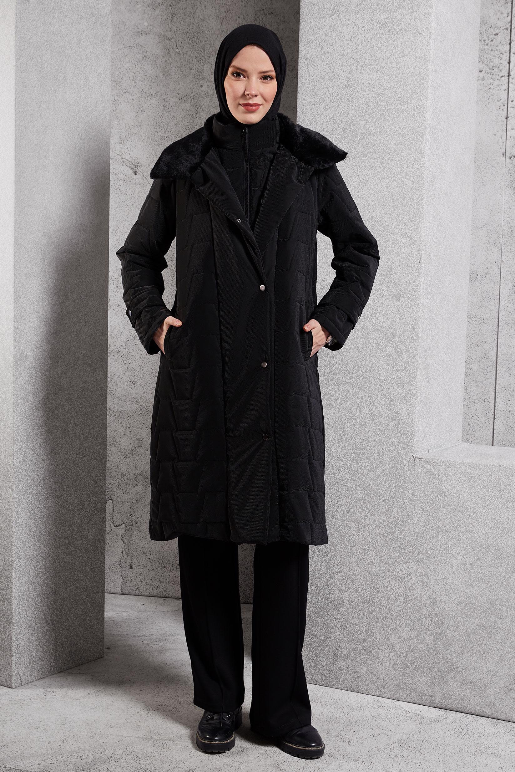 Tesettür giyim SİYAH SUNİ KÜRK DETAYLI KABAN 90531