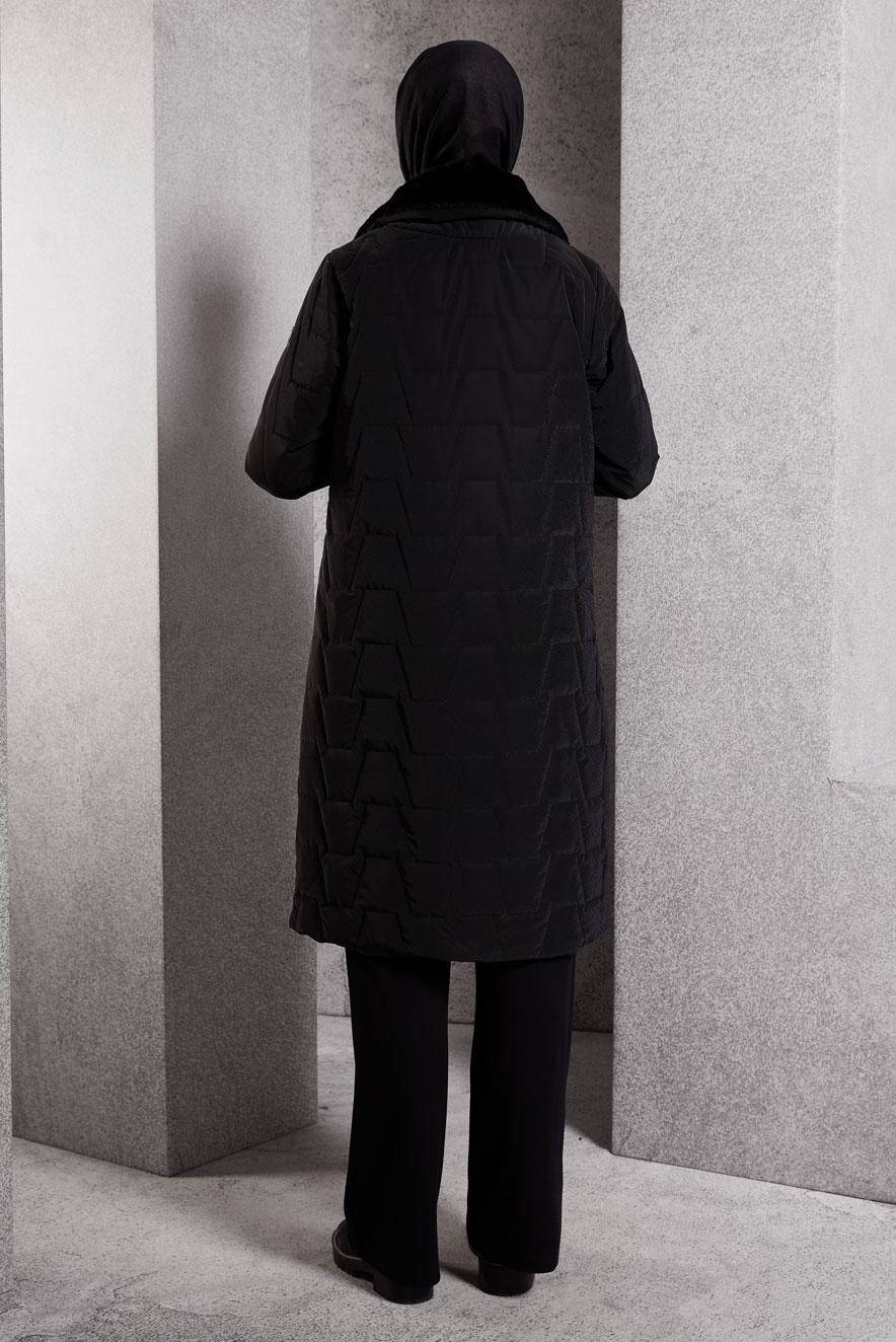 Tesettür giyim SİYAH SUNİ KÜRK DETAYLI KABAN 90531