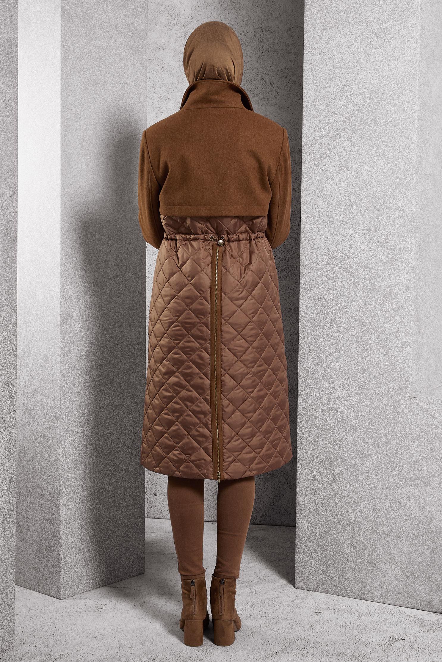 Vêtements hijab BRUN MANTEAU MATELASSÉ 90533