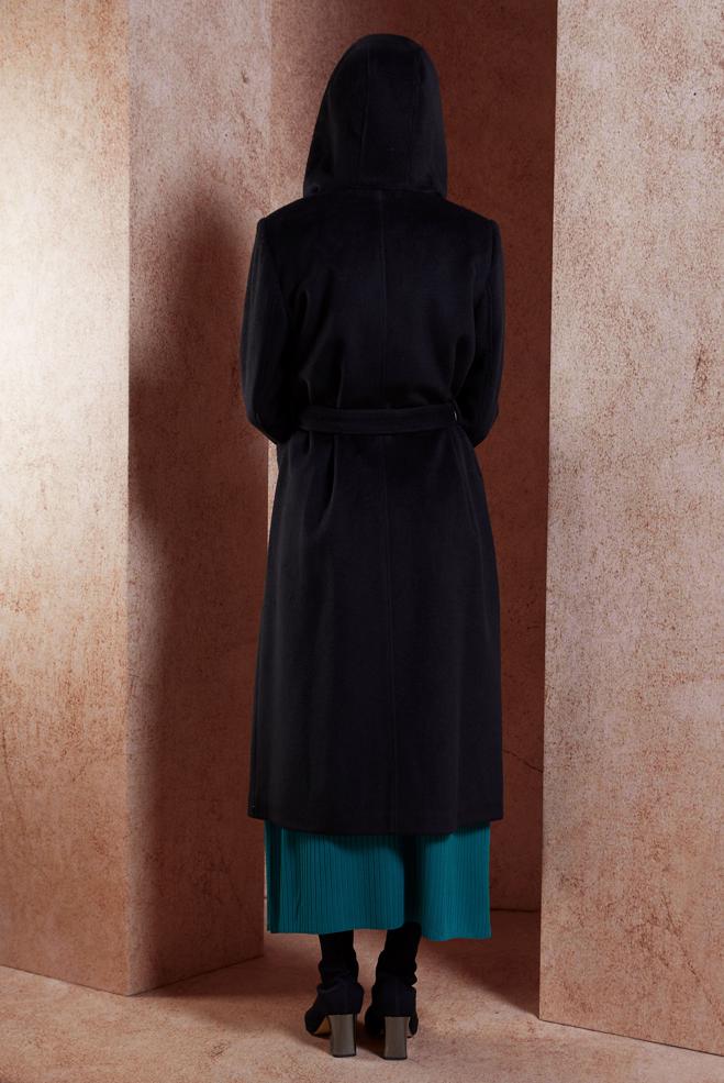 Tesettür giyim SİYAH KUŞAKLI KAPÜŞONLU KABAN 90537 - ALVİNA