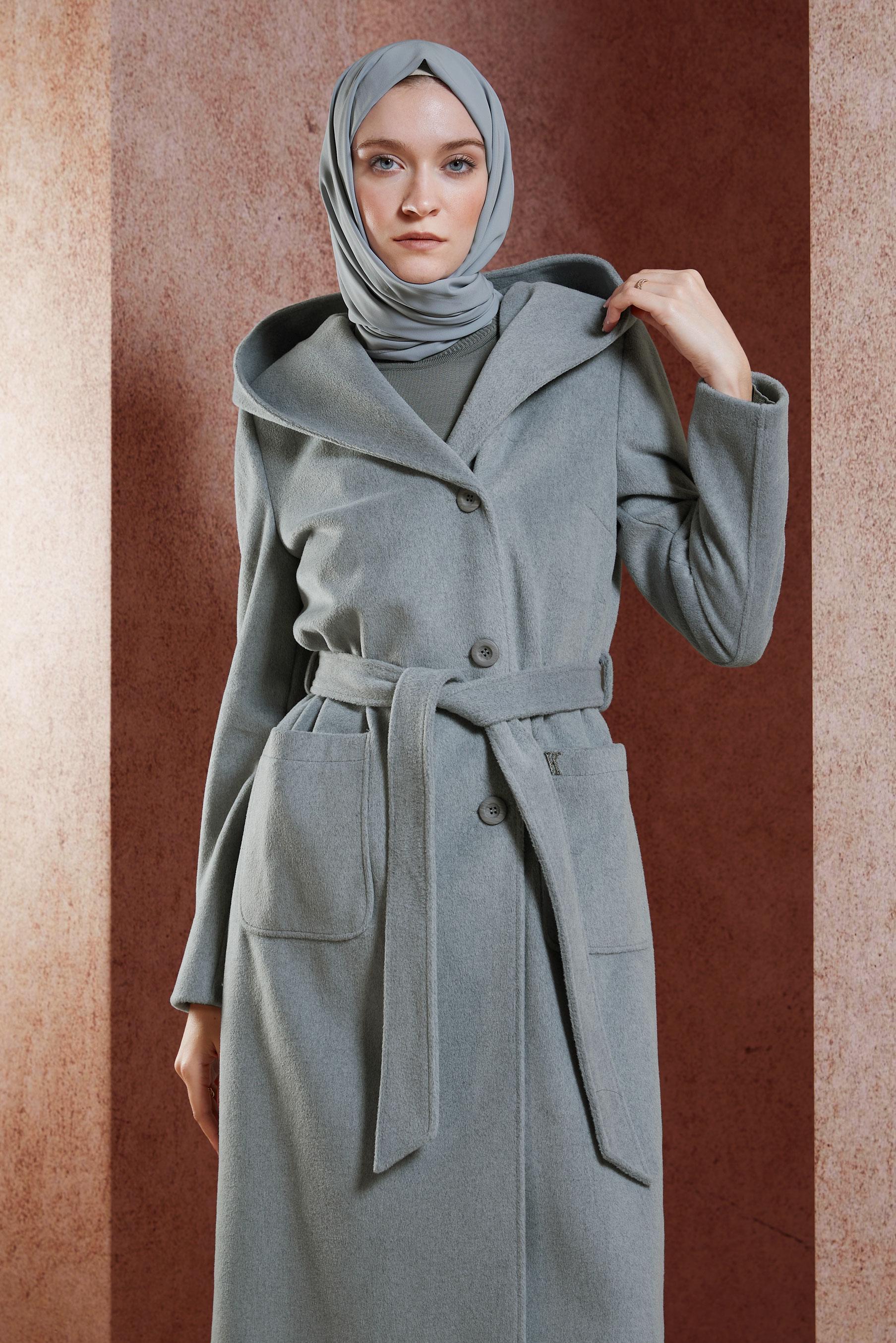 Vêtements hijab GRIS MANTEAU À CAPUCHE ET CEINTURE 90537
