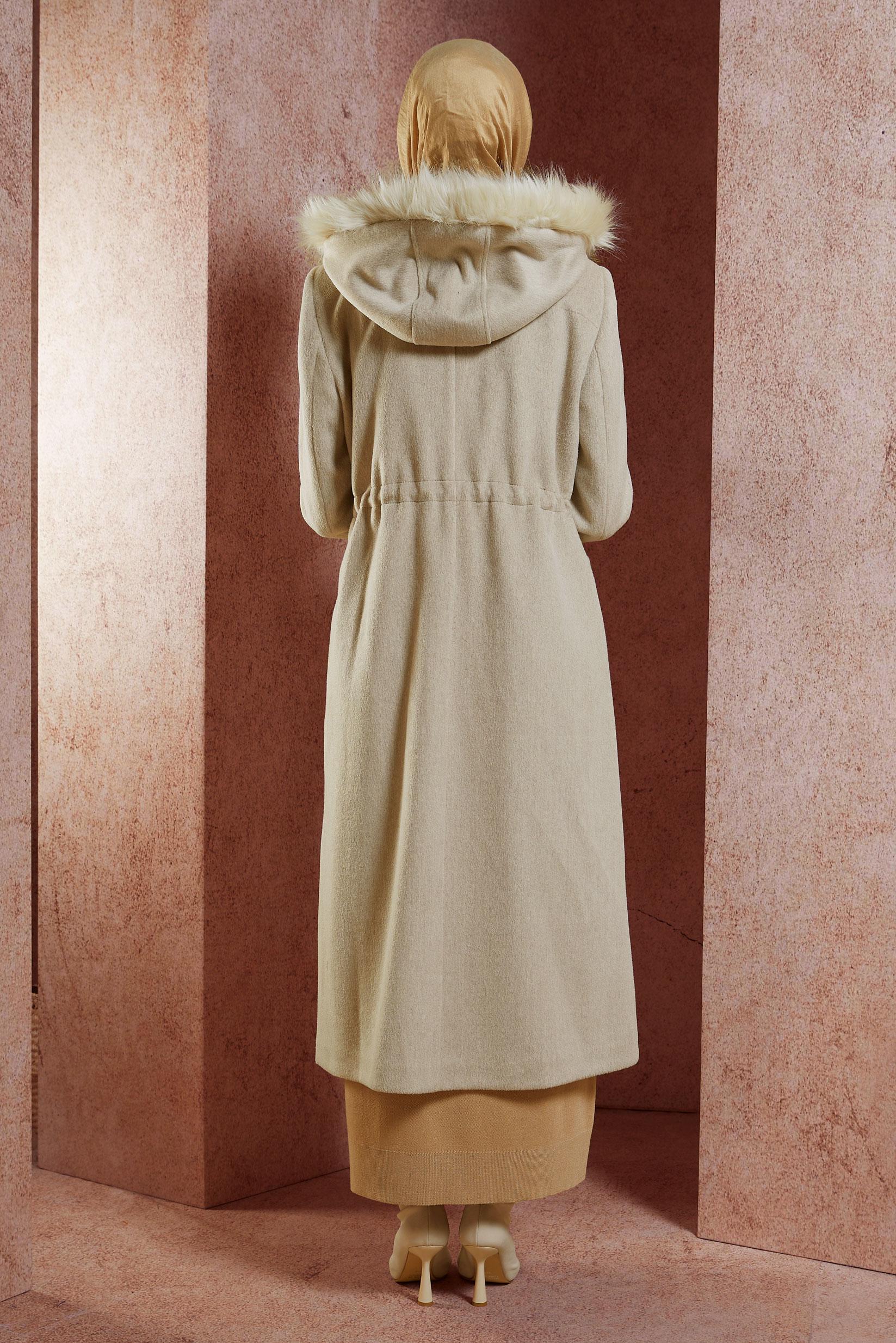 Tesettür giyim BEJ KAPÜŞONLU KABAN 90542