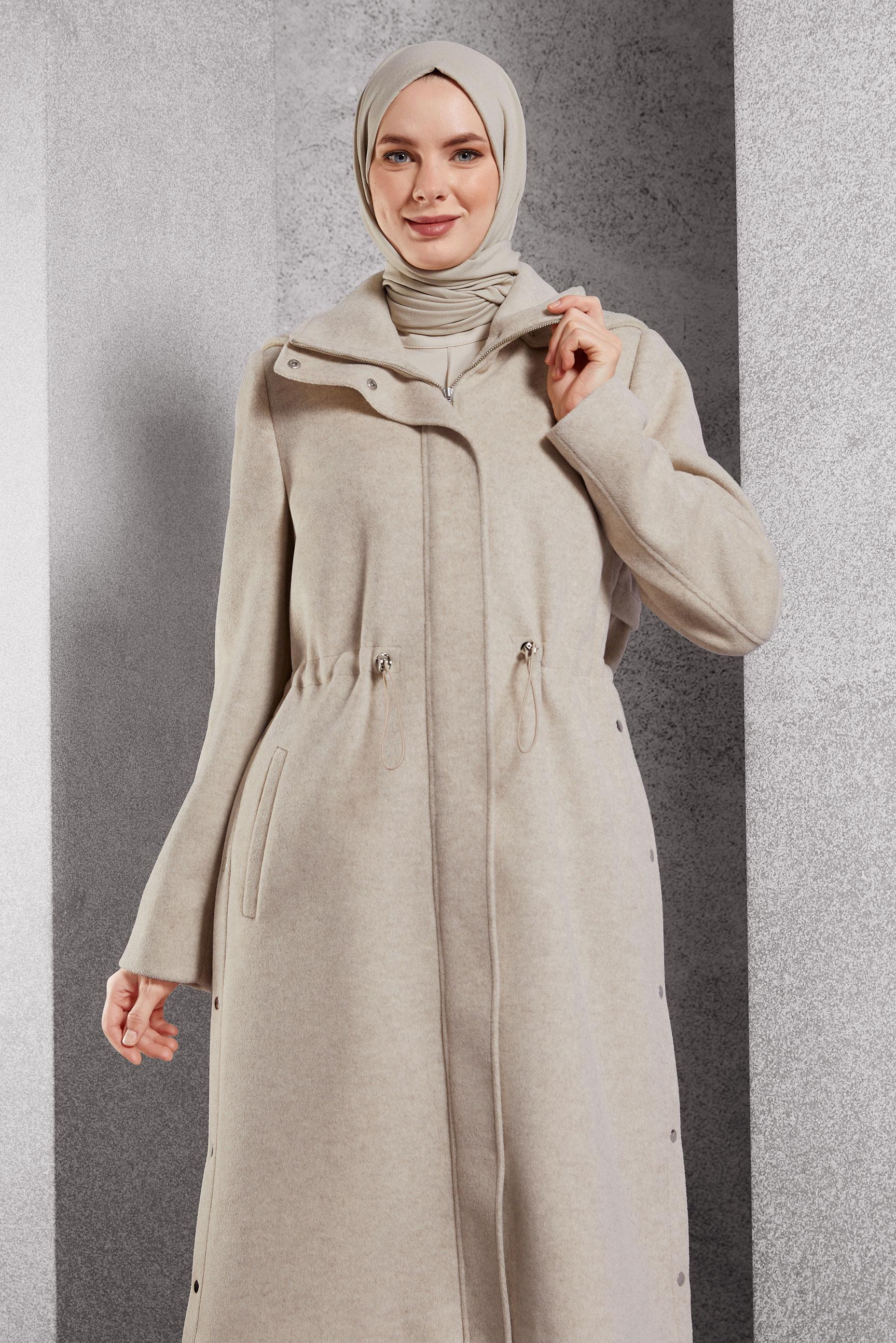 Vêtements hijab ÉCRUE MANTEAU À CAPUCHE 90545