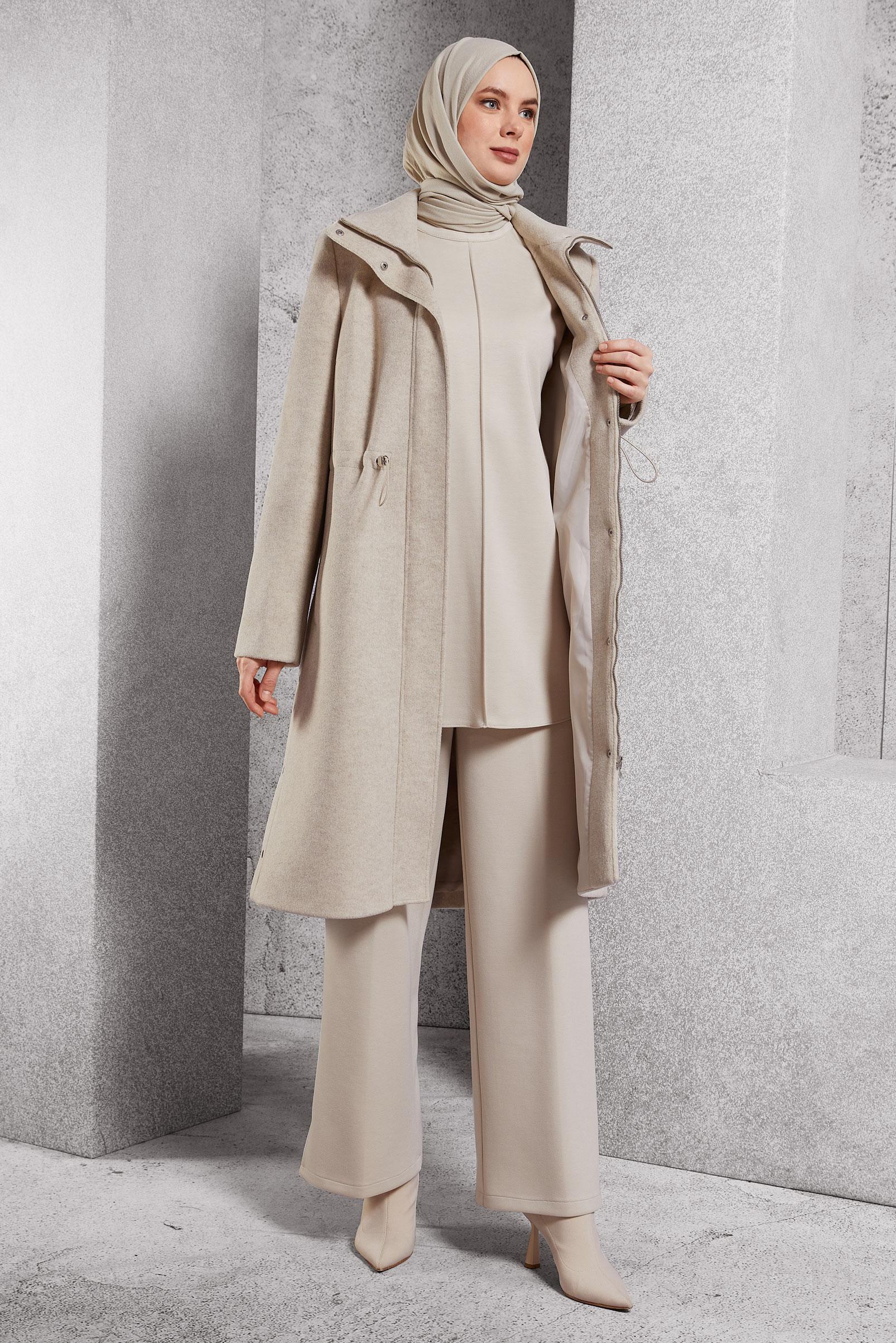 Vêtements hijab ÉCRUE MANTEAU À CAPUCHE 90545