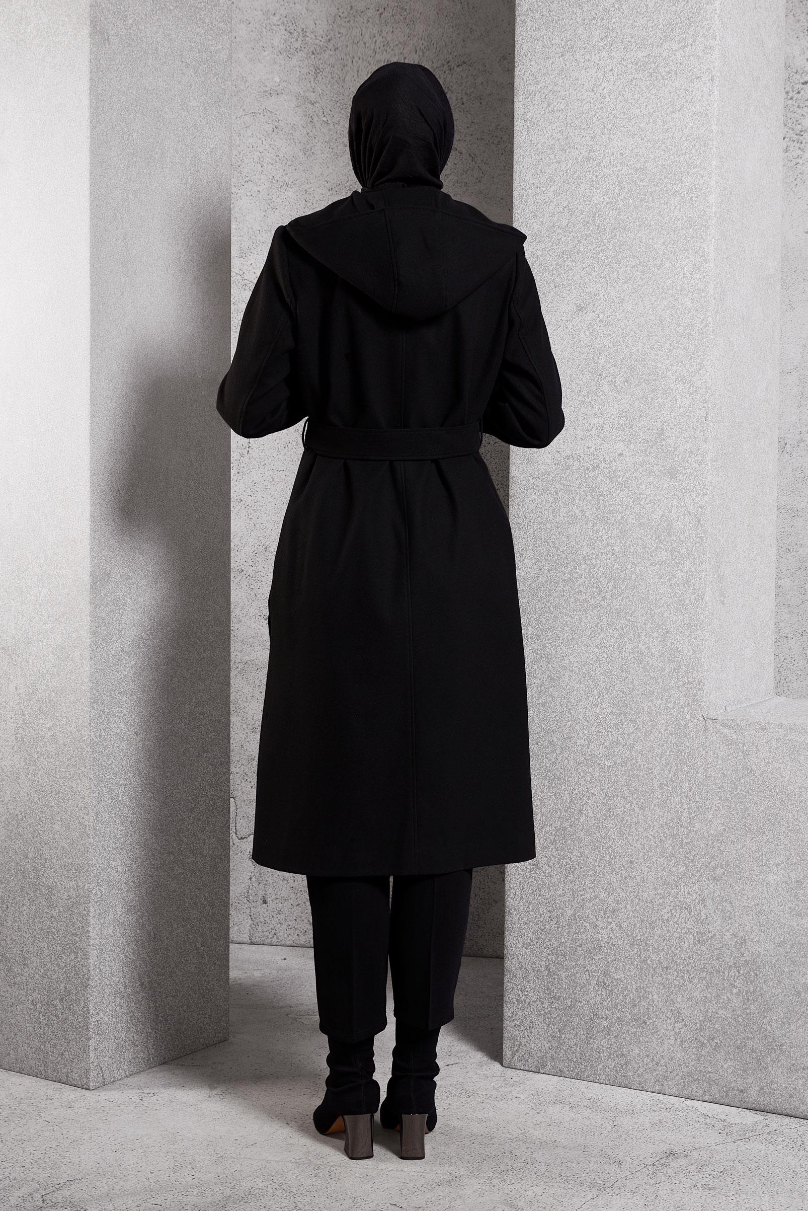 Tesettür giyim SİYAH KEMERLİ KABAN 90547