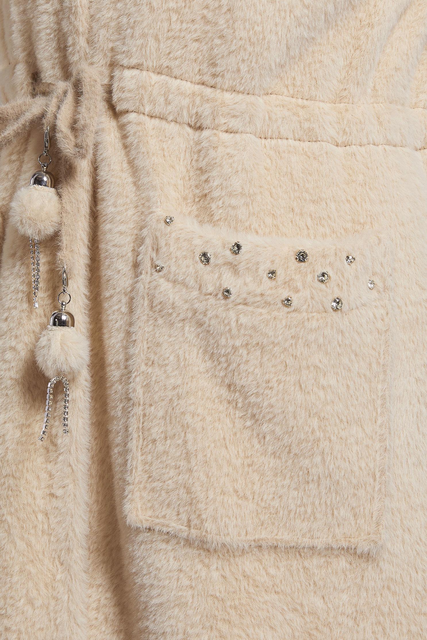 Tesettür giyim BEJ KÜRK DETAYLI KABAN 90549