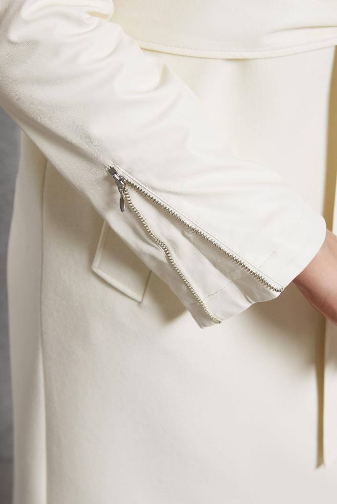 Hijab clothing WHITE BELTED HOODED COAT 90553 - ALVİNA