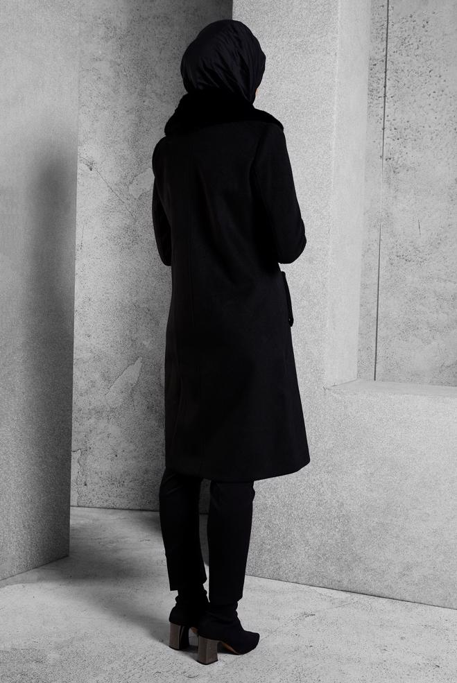 Vêtements hijab NOIR MANTEAU À COL EN FOURRURE 90562 - ALVİNA
