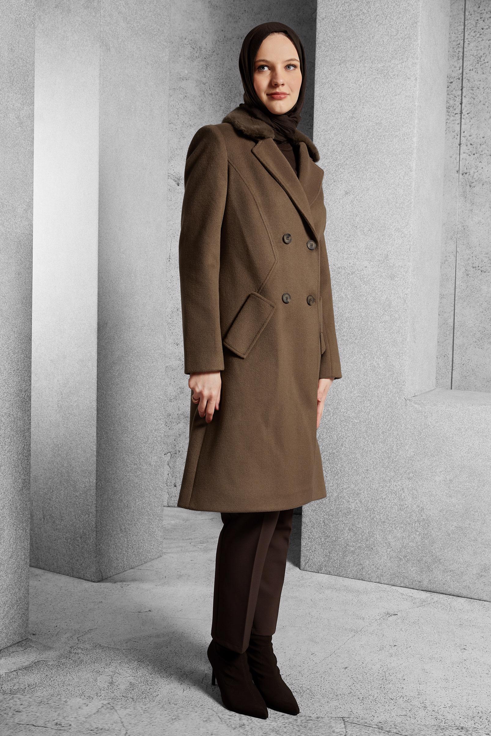 Vêtements hijab BRUN MANTEAU À COL EN FOURRURE 90562