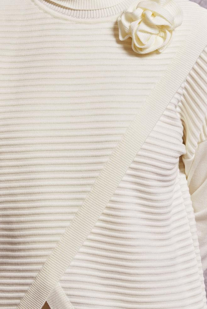 Vêtements hijab BLANC PULL EN MAILLE COUPE ASYMÉTRIQUE 44912 - ALVİNA