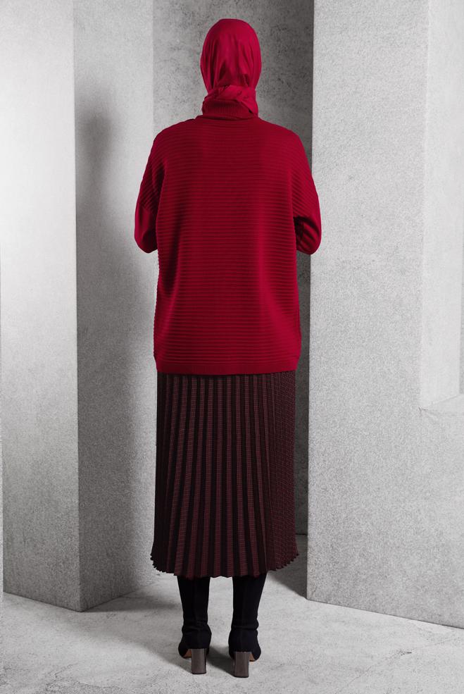 Vêtements hijab ROUGE PULL EN MAILLE COUPE ASYMÉTRIQUE 44912 - ALVİNA
