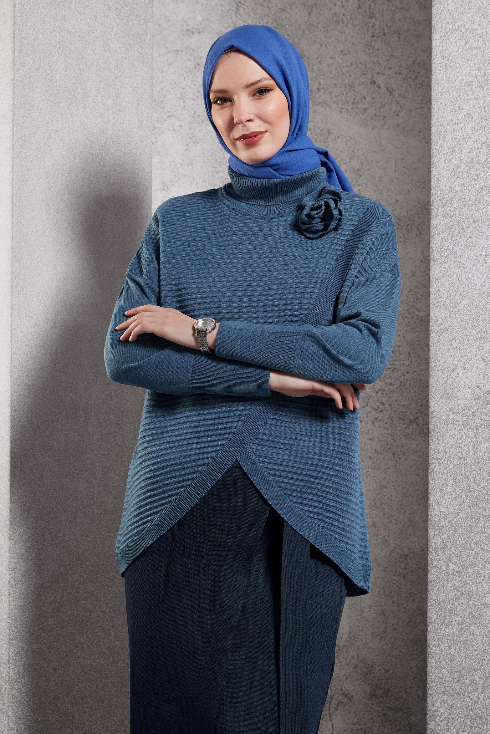 Vêtements hijab BLEU MARINE PULL EN MAILLE COUPE ASYMÉTRIQUE 44912